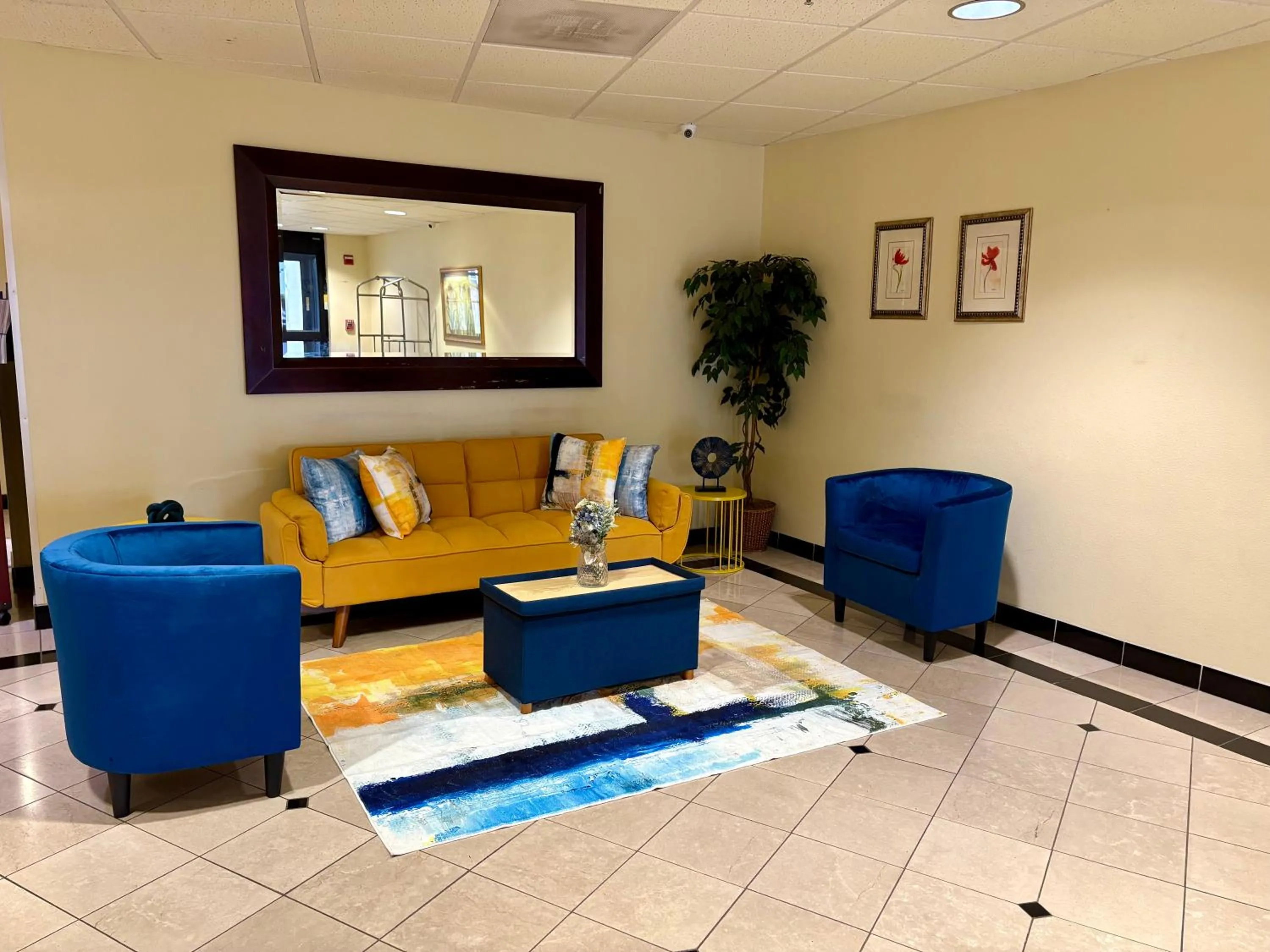 Lobby or reception in Days Inn & Suites by Wyndham Laurel Near Fort Meade