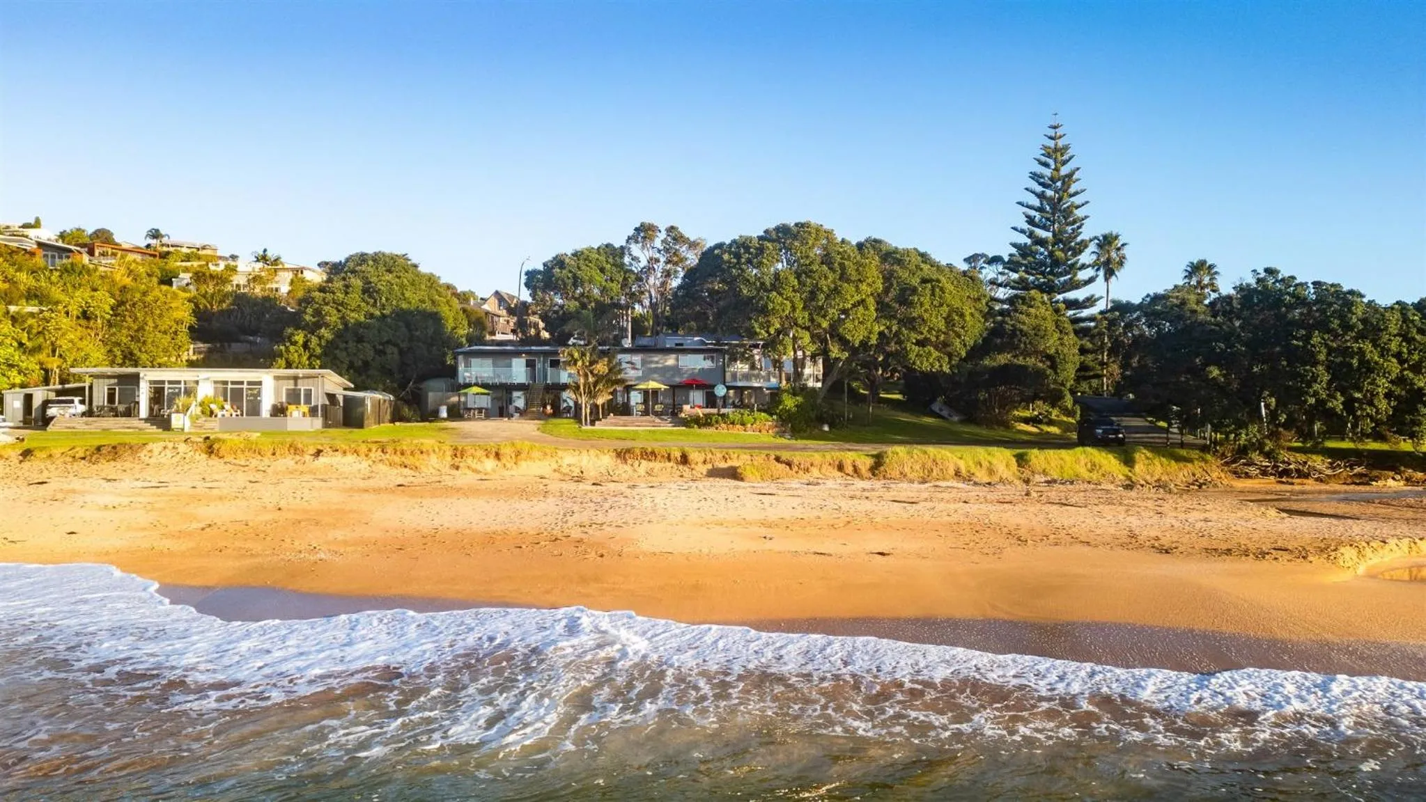 Driftwood Lodge Beachfront, Cable Bay Stays, Cable Bay, Northland