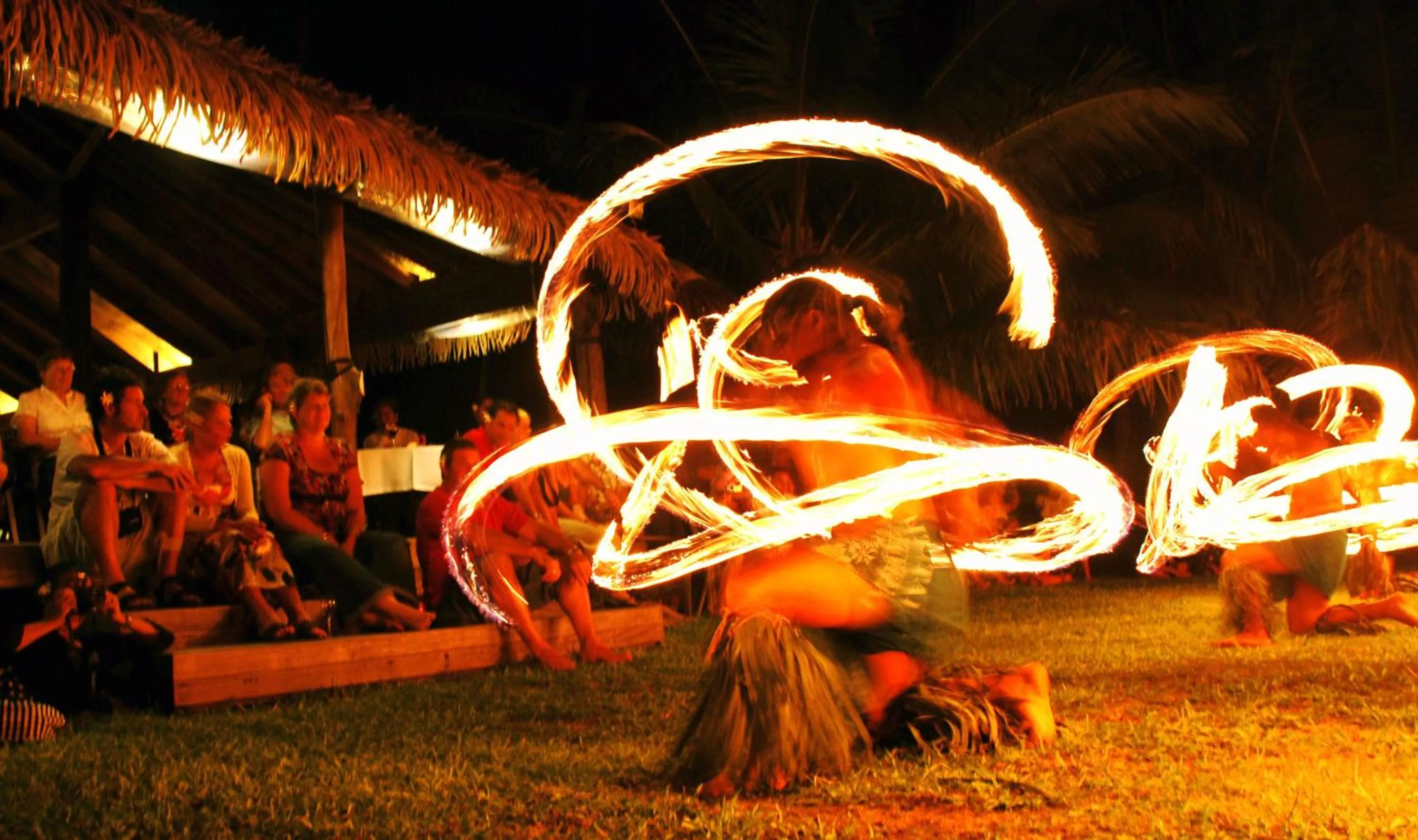 People in Tamanu Beach