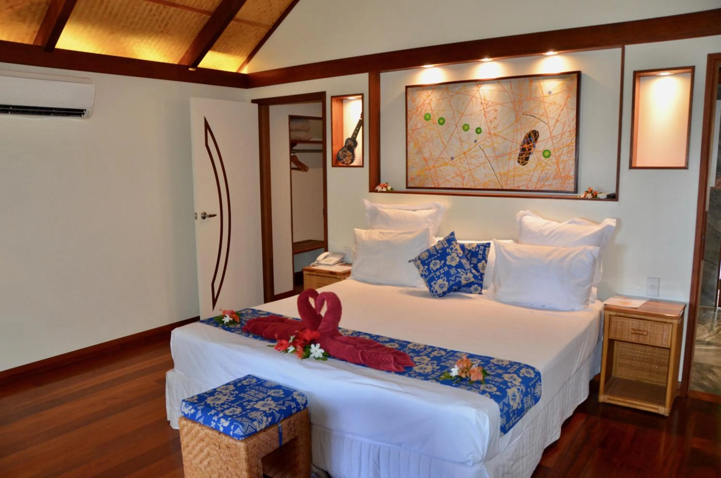 Bedroom, Bed in Tamanu Beach