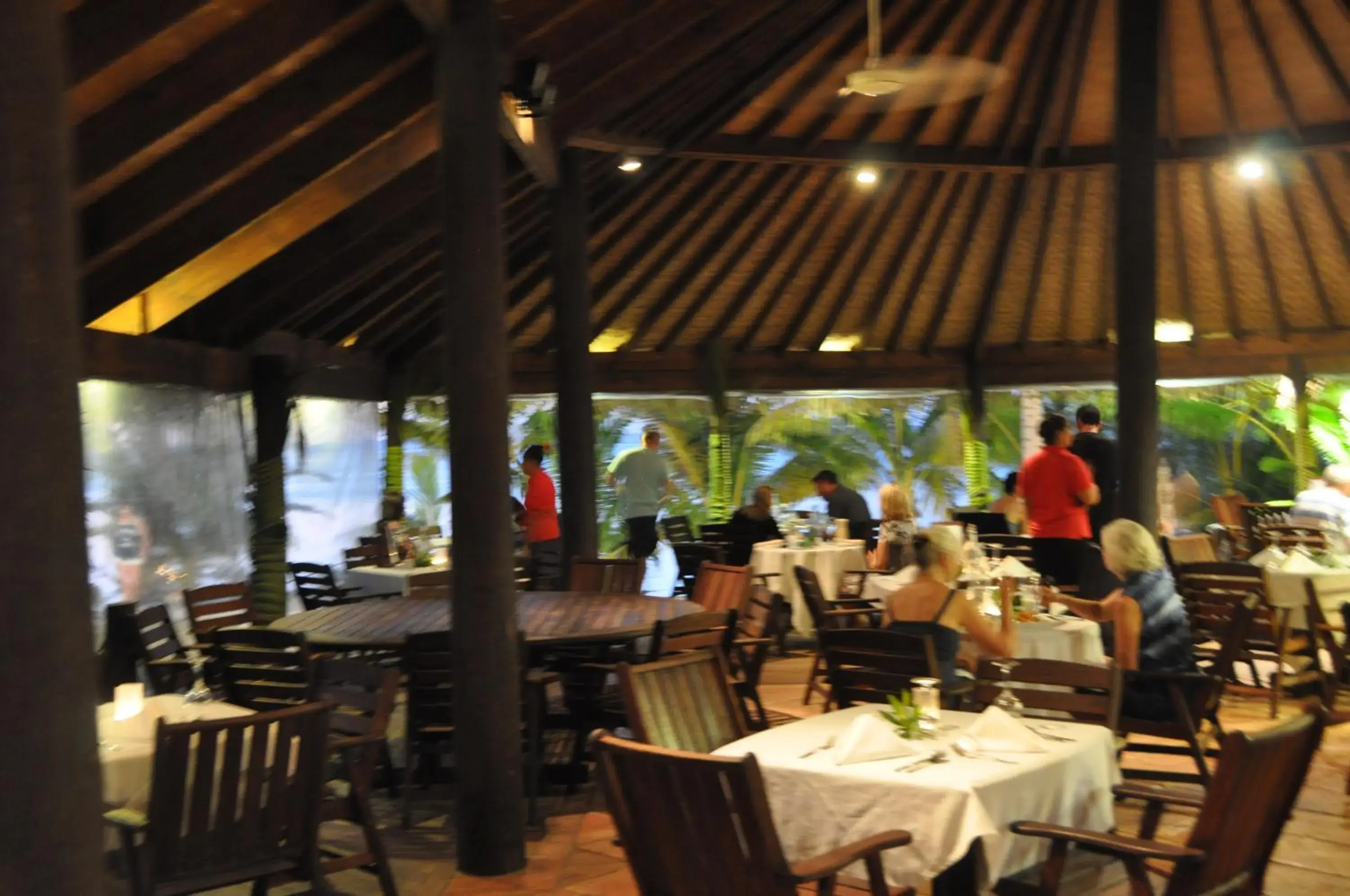 Restaurant/places to eat in Tamanu Beach Restaurant/places to eat in Tamanu Beach
