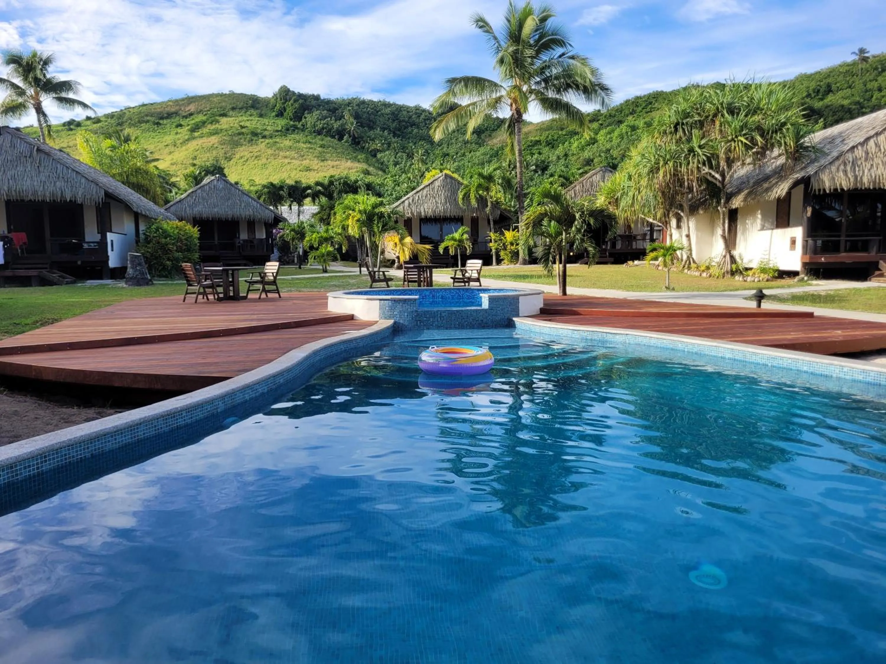 Swimming pool in Tamanu Beach