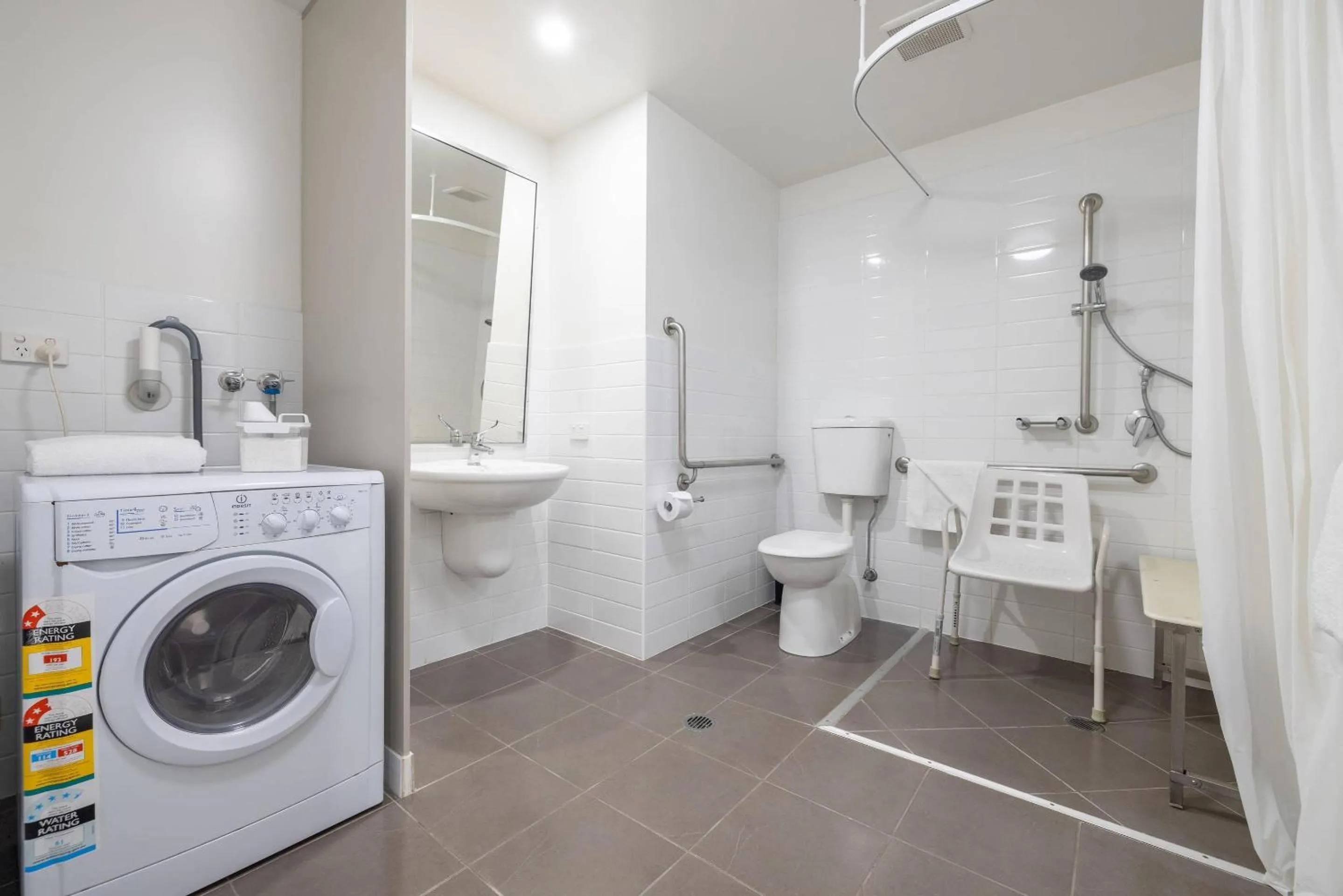 Bedroom in MainStay Suites Mackay
