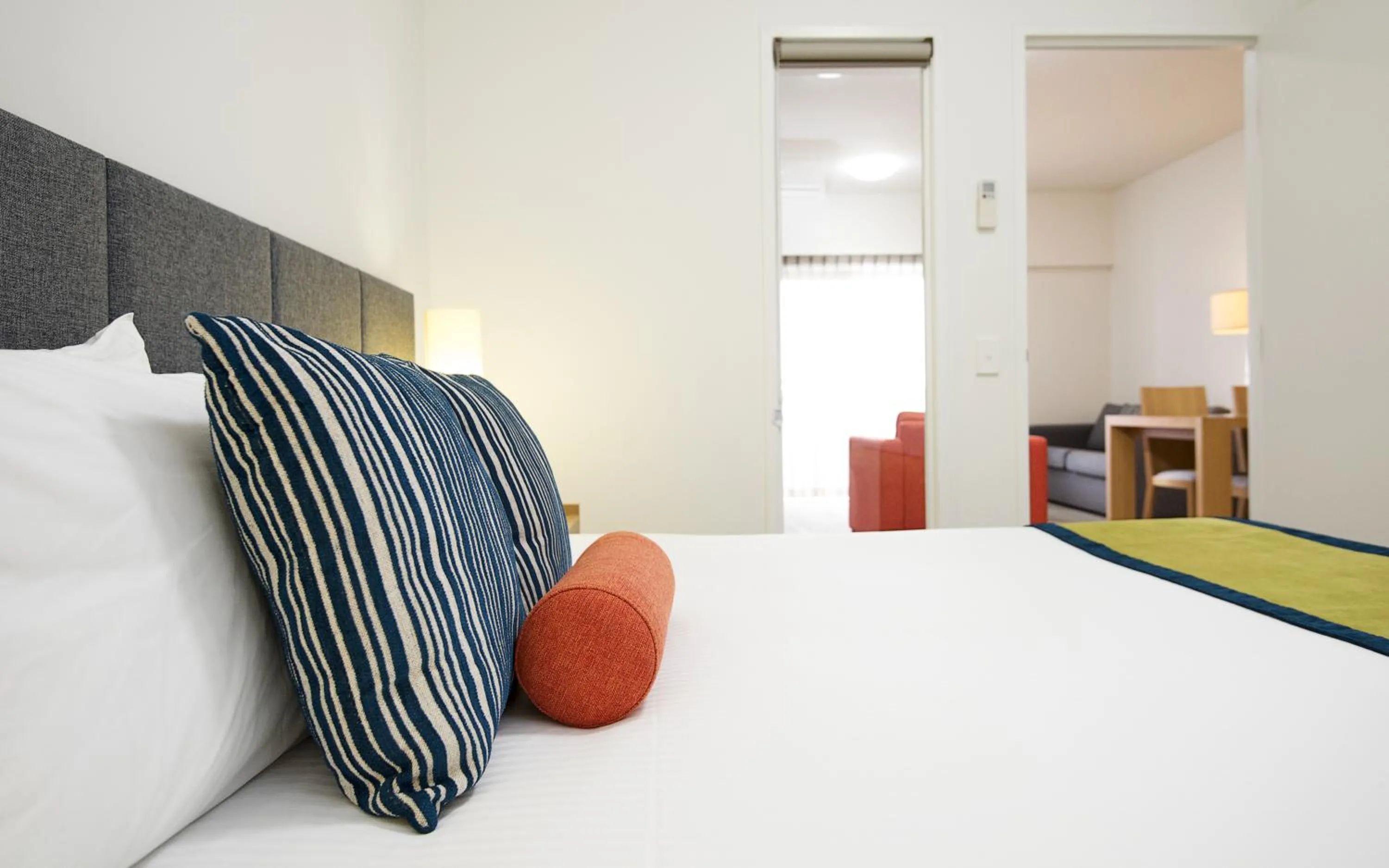 Bed in MainStay Suites Mackay