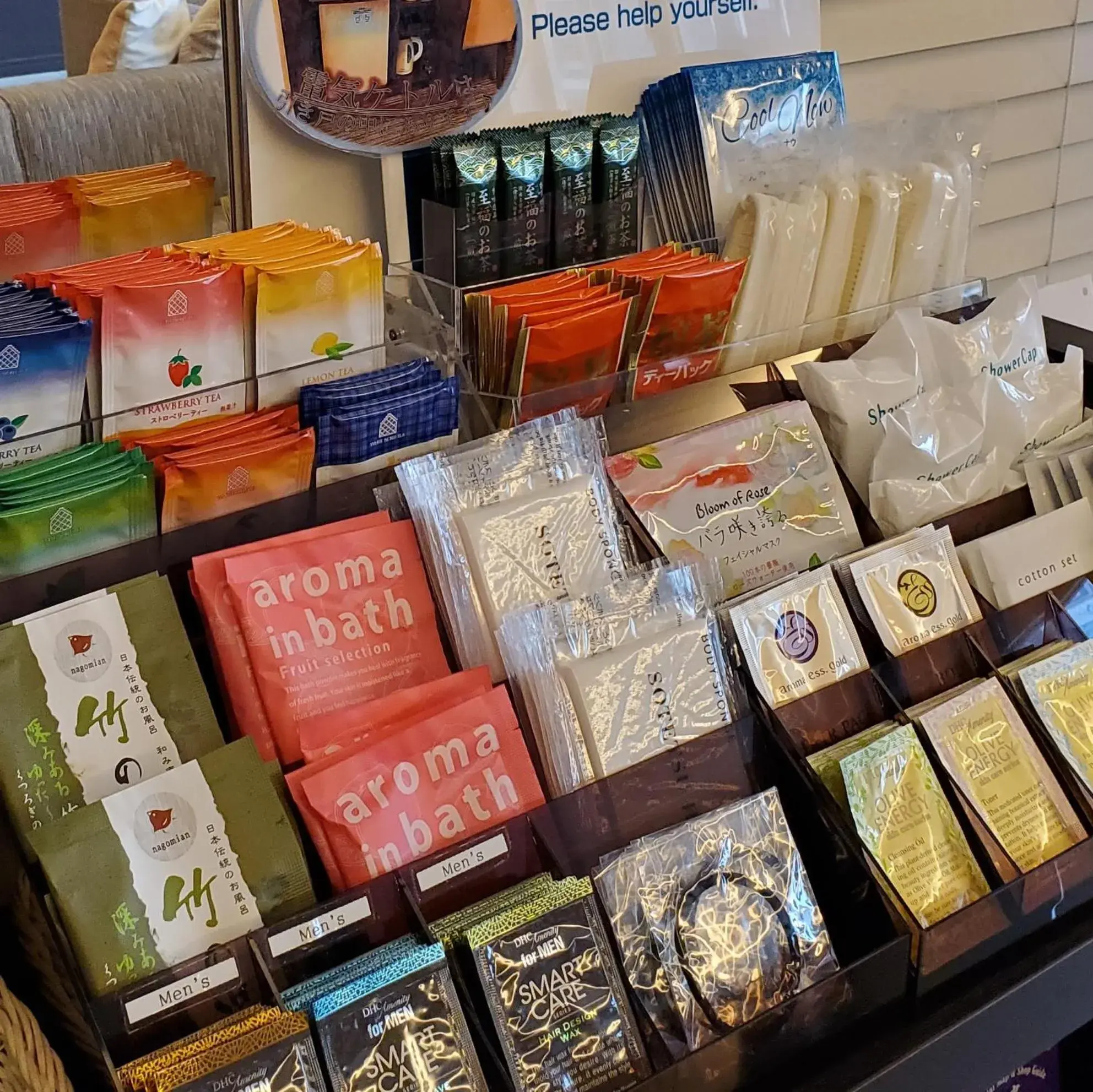 Lobby or reception in Sotetsu Fresa Inn Yokohama Totsuka - Renovated in March 31st 2025 Lobby or reception in Sotetsu Fresa Inn Yokohama Totsuka - Renovated in March 31st 2025