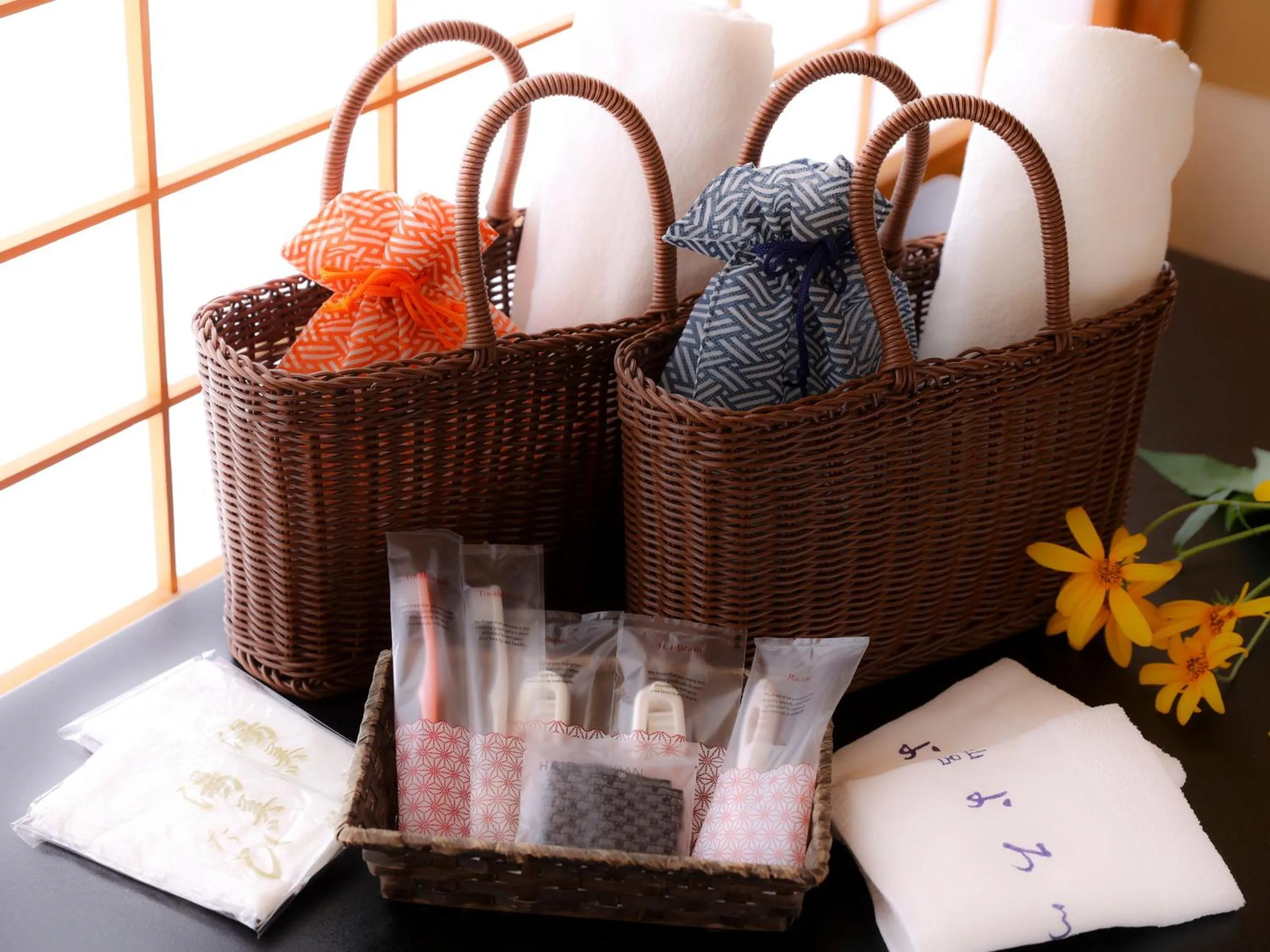 Photo of the whole room in Yorozuya