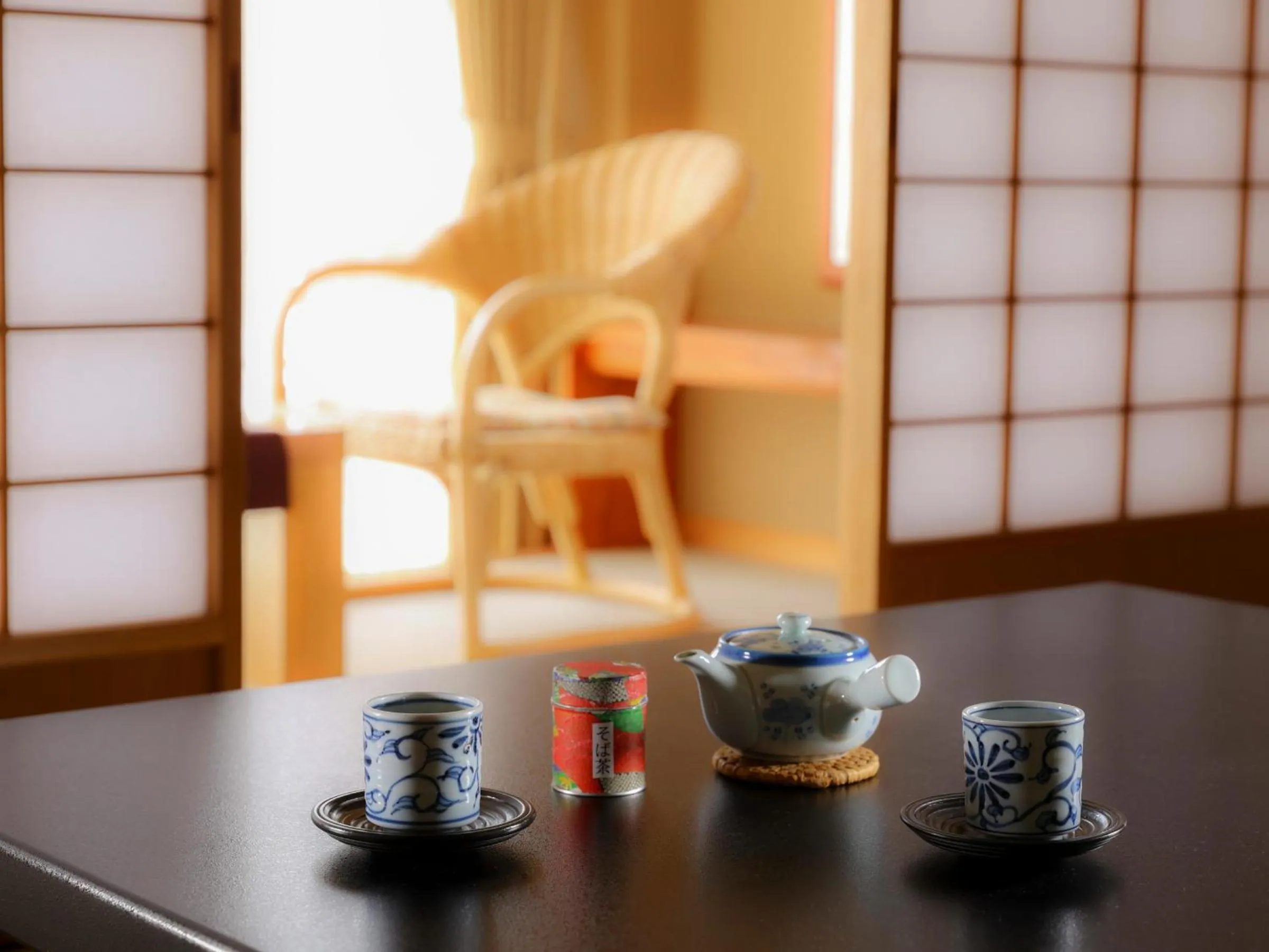 Photo of the whole room in Yorozuya