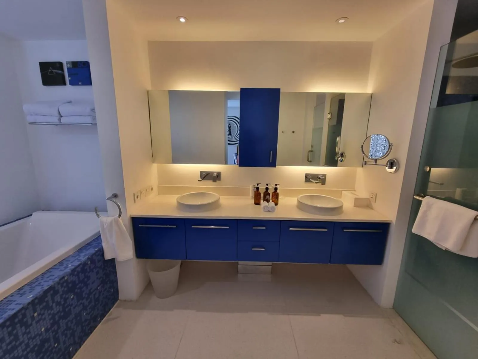 Bathroom in Chill Hotel Seminyak