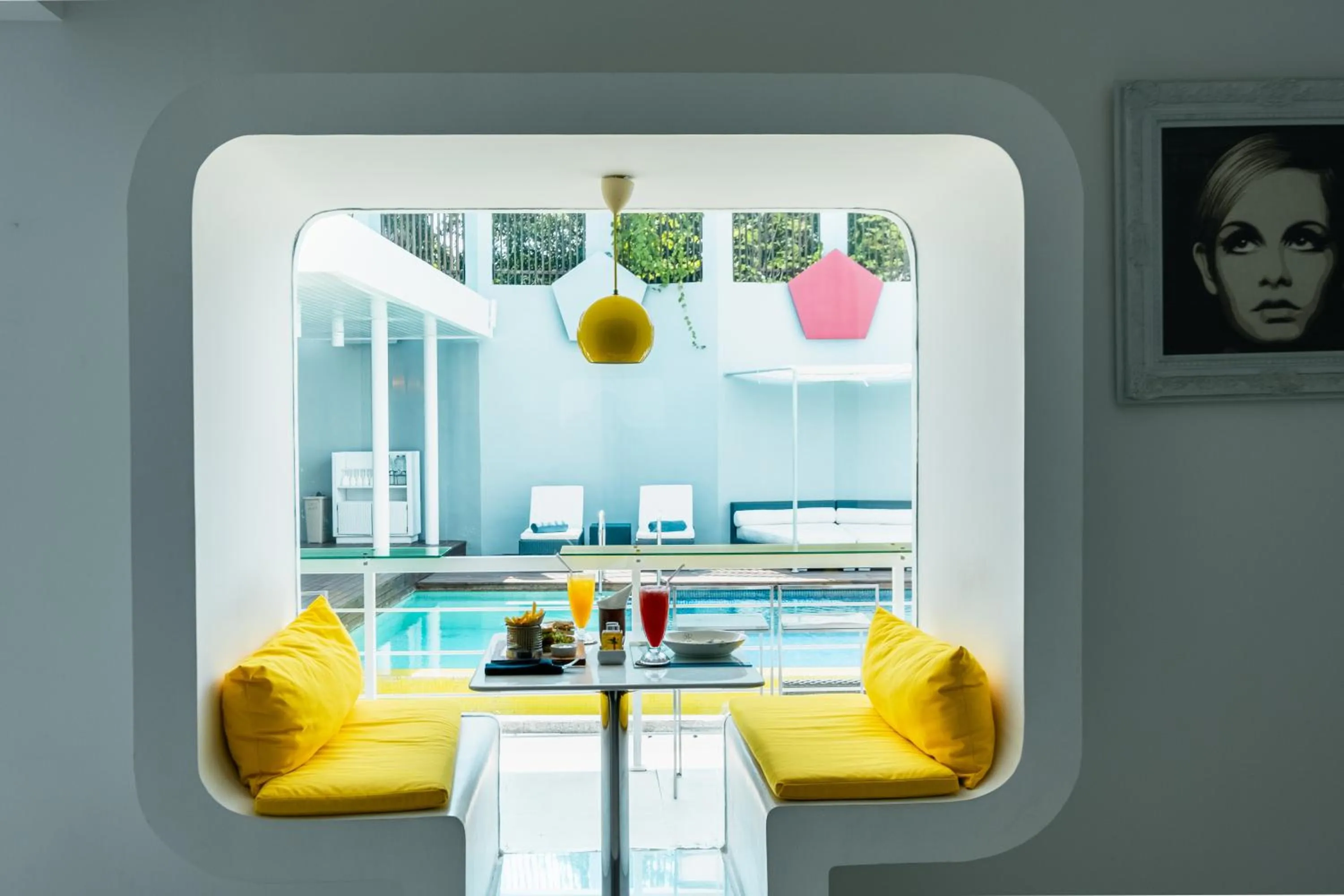 Restaurant/places to eat in Chill Hotel Seminyak