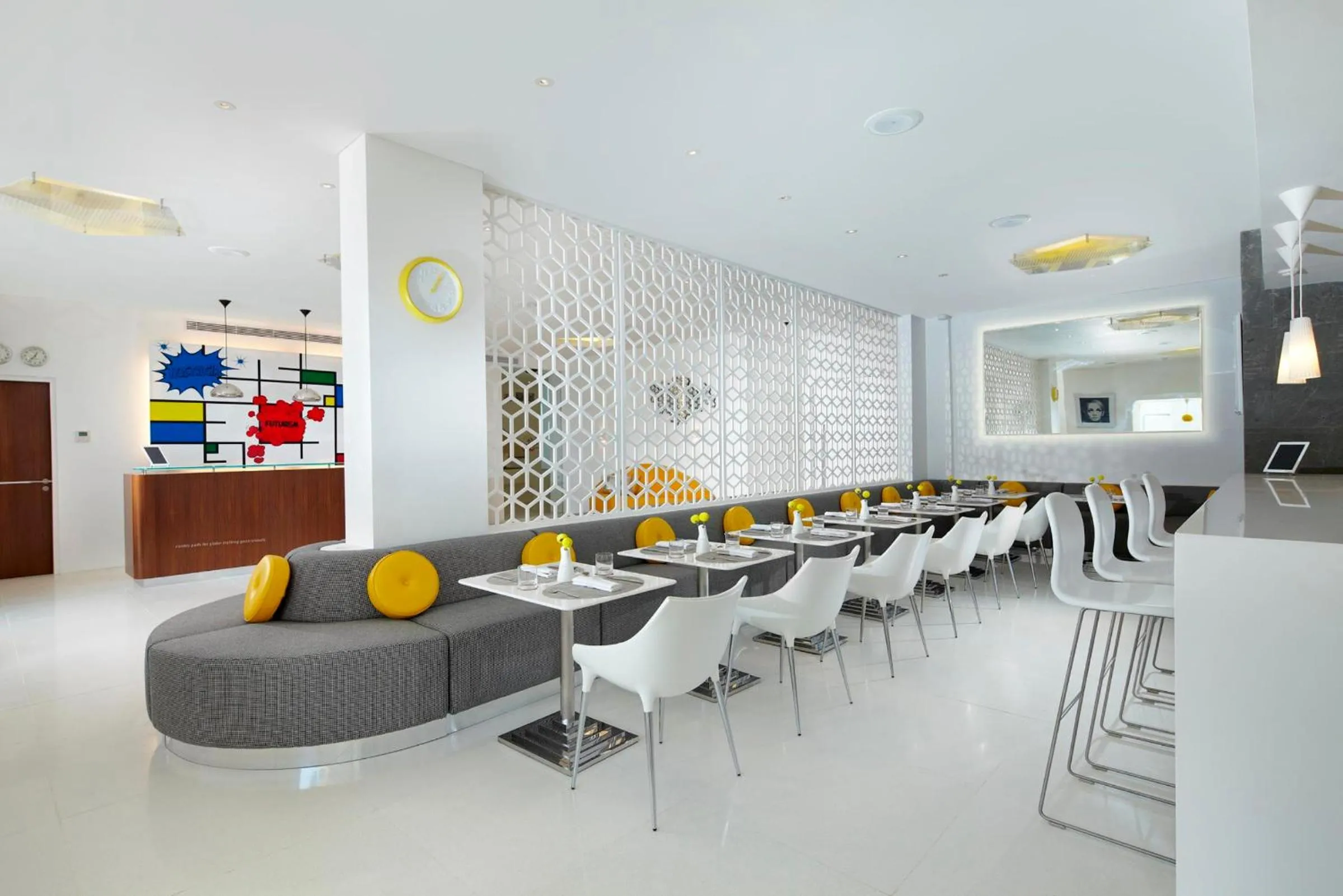 Restaurant/places to eat in Chill Hotel Seminyak