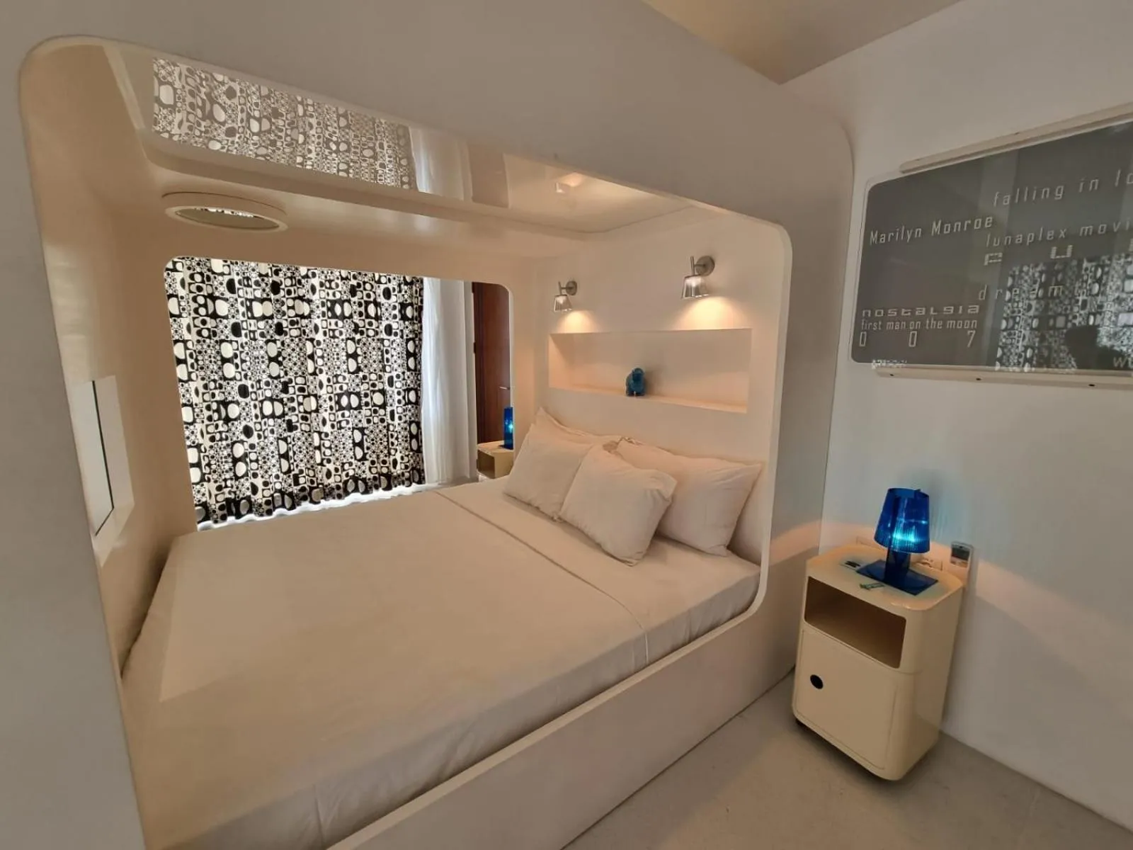 Bed in Chill Hotel Seminyak