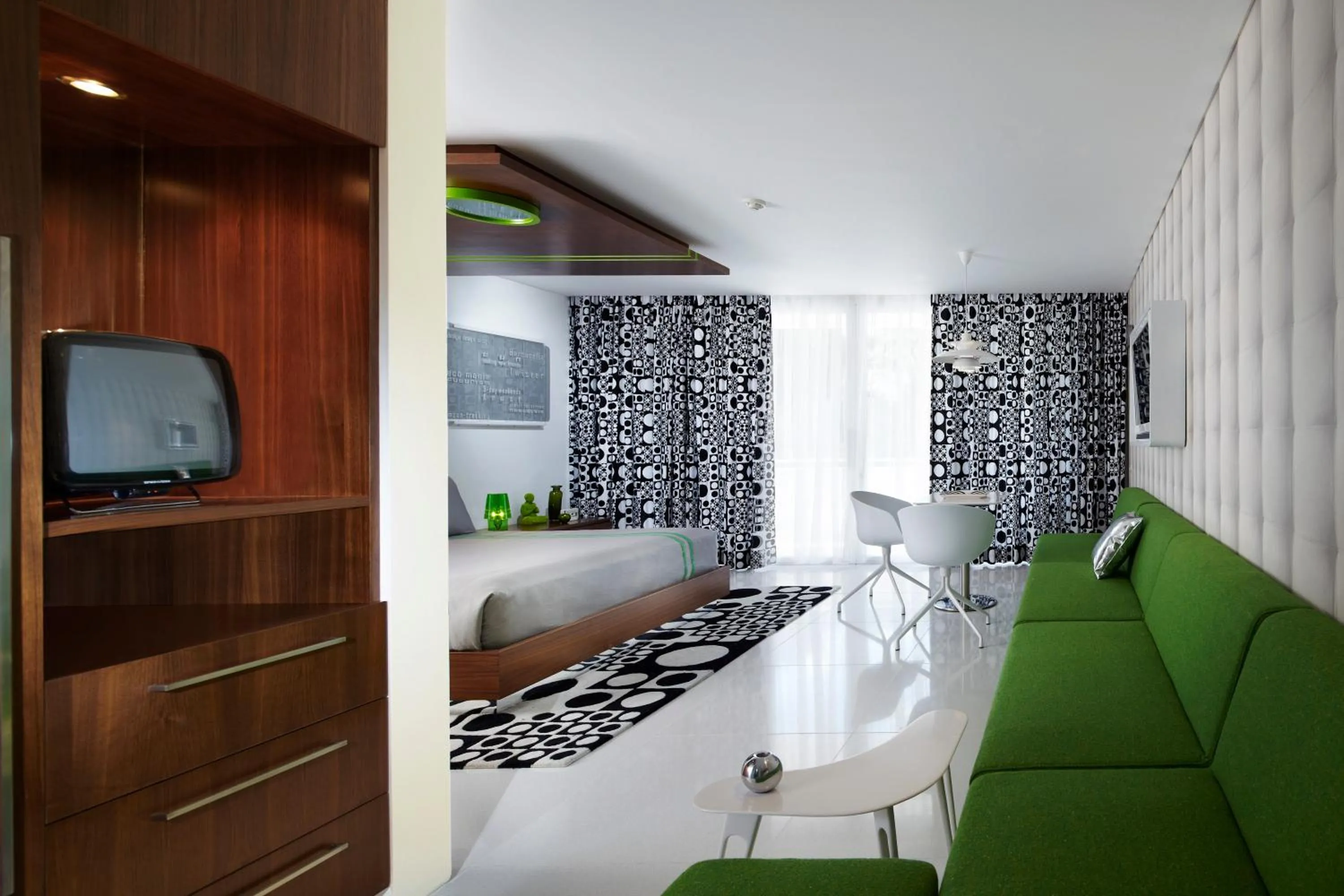 Seating area in Chill Hotel Seminyak