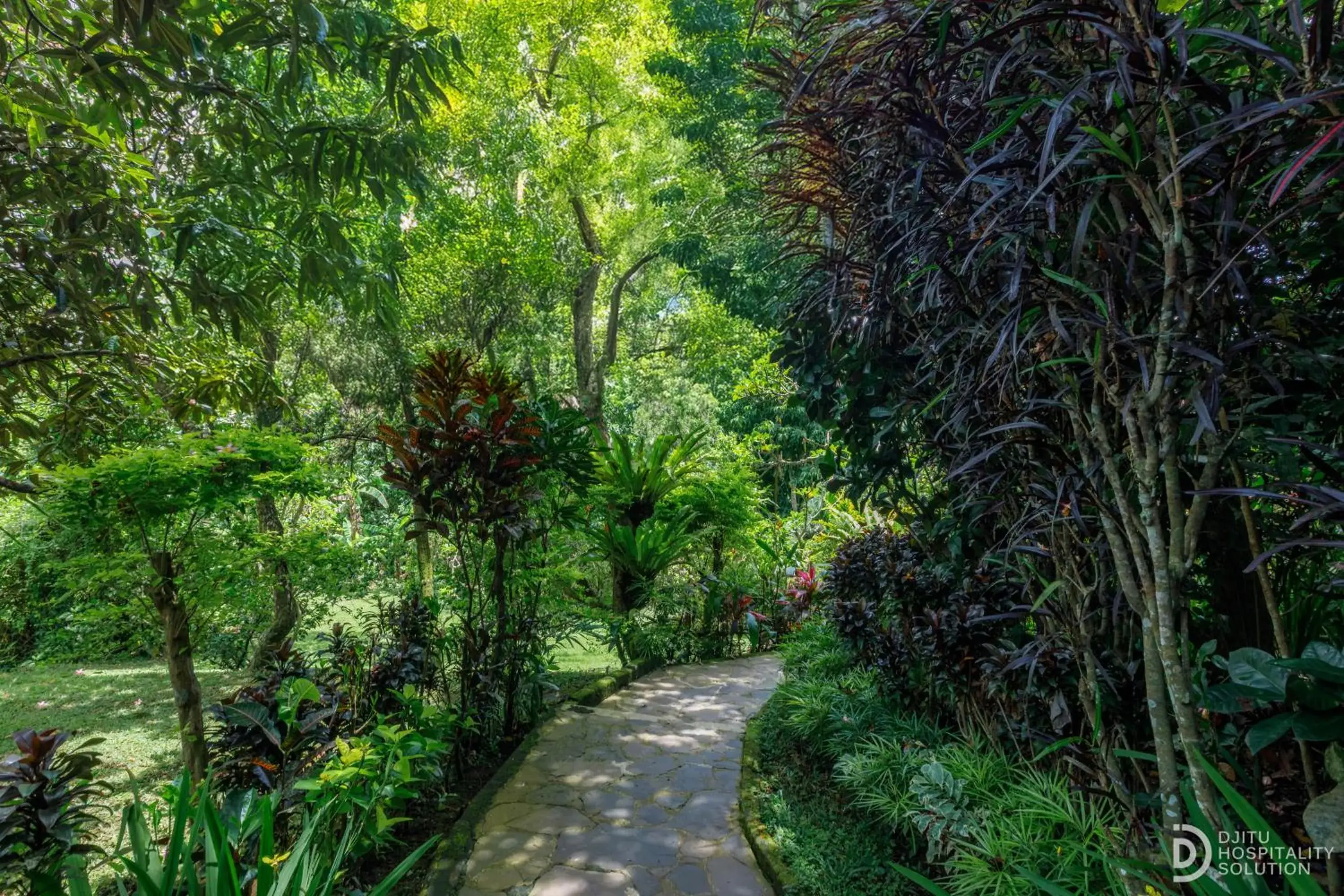 Street view in Taman Indrakila Street view in Taman Indrakila