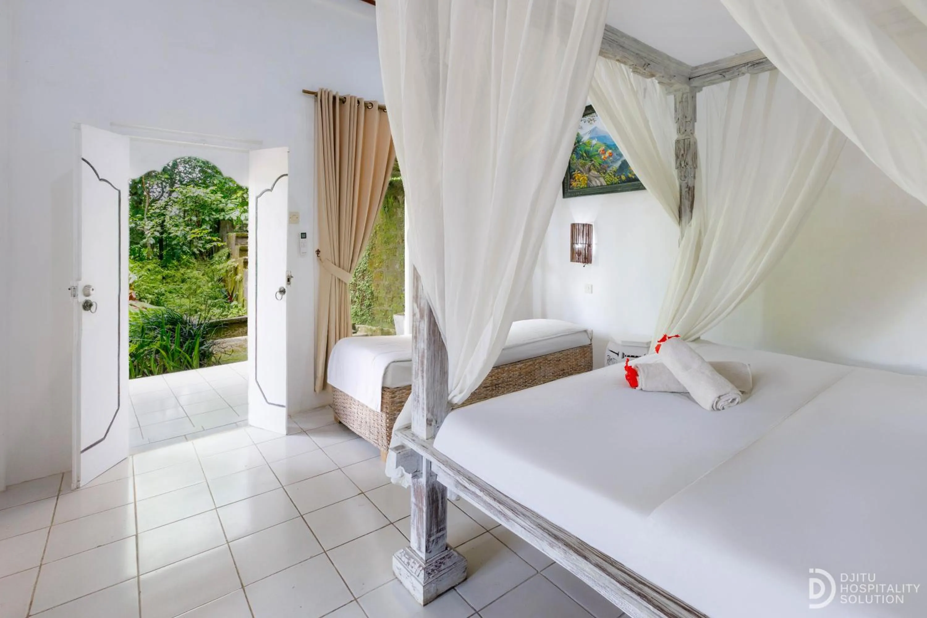 Bed in Taman Indrakila