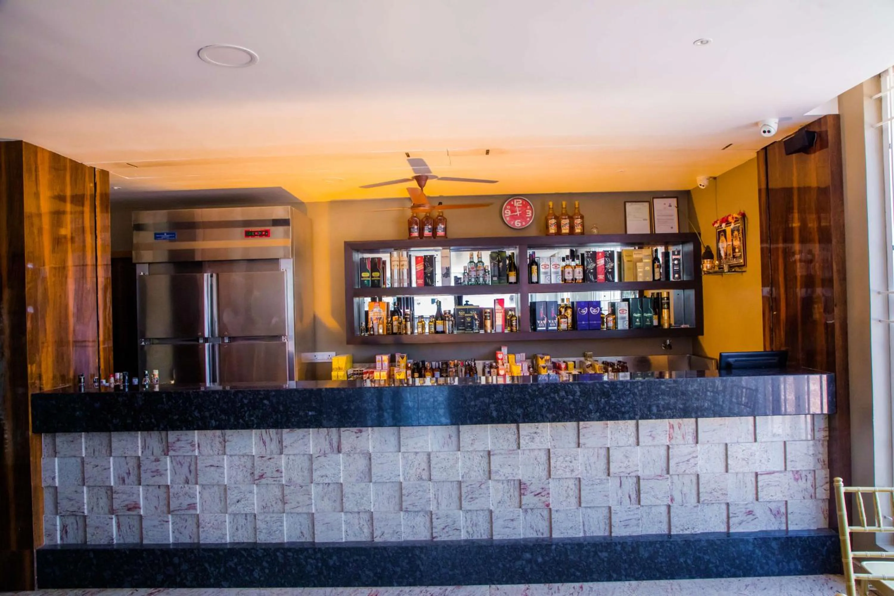 Lounge or bar in Fortune Plaza Hotel