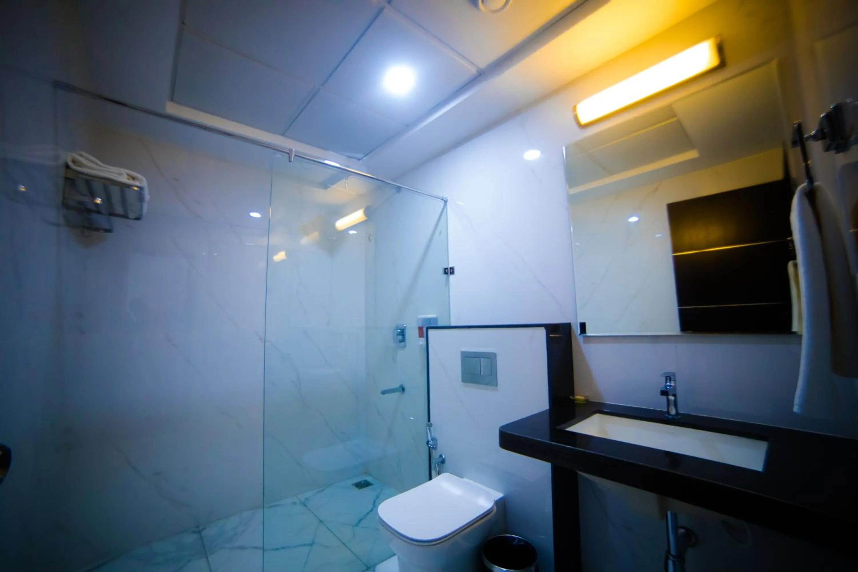 Bathroom in Fortune Plaza Hotel