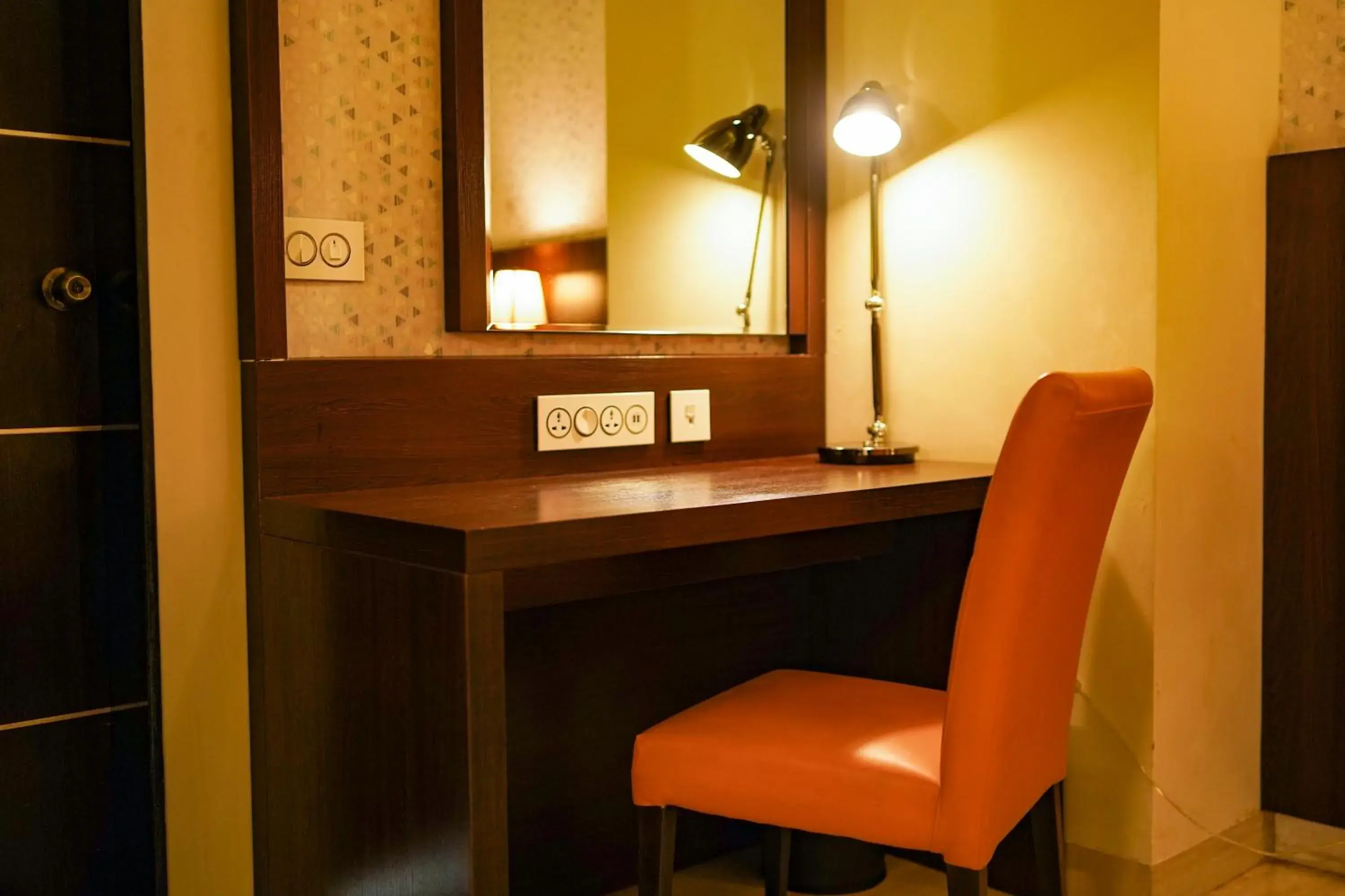 Budget Twin Room in Fortune Plaza Hotel Budget Twin Room in Fortune Plaza Hotel