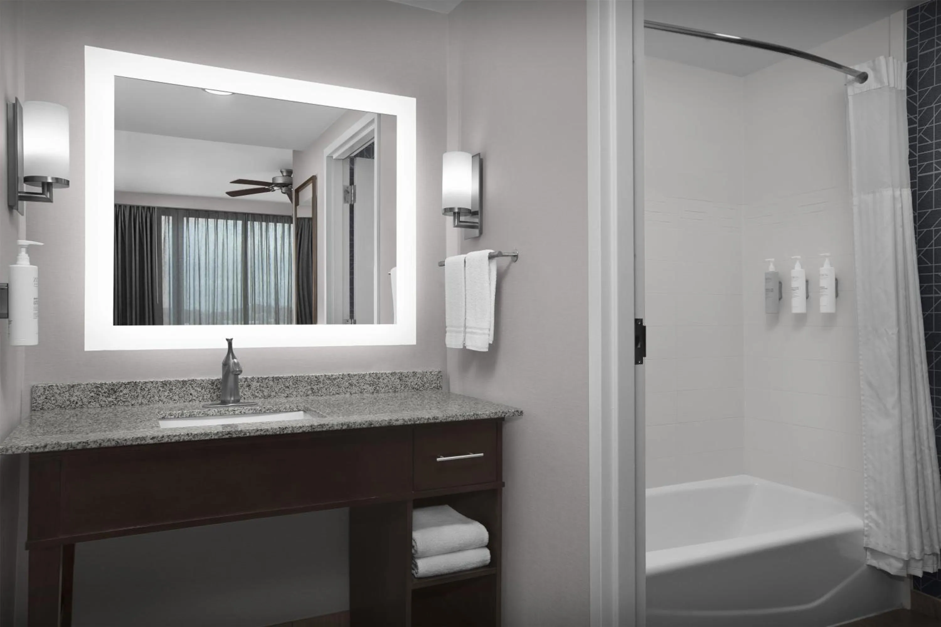 Bathroom in Homewood Suites by Hilton Washington DC NoMa Union Station