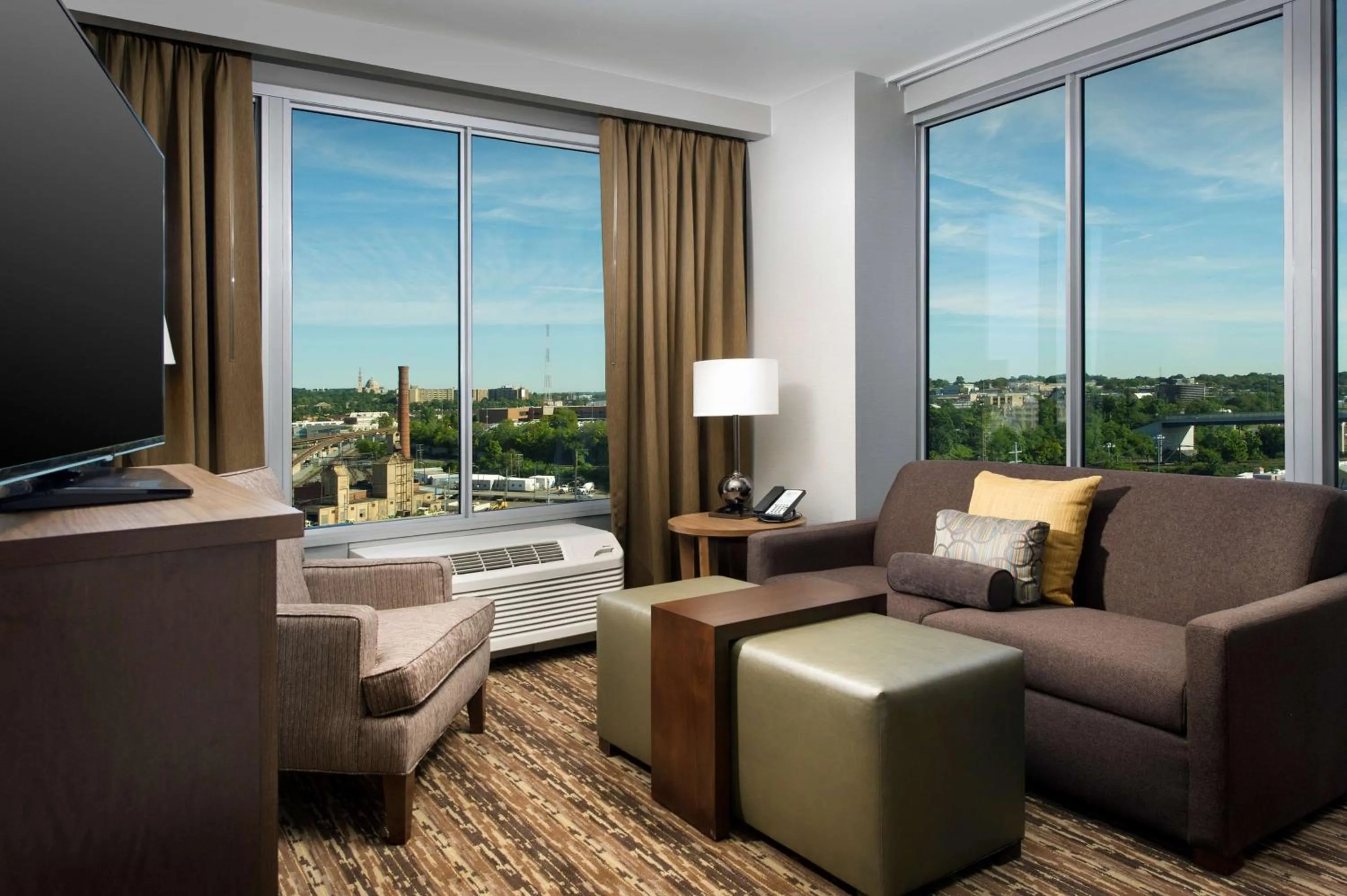 Living room in Homewood Suites by Hilton Washington DC NoMa Union Station