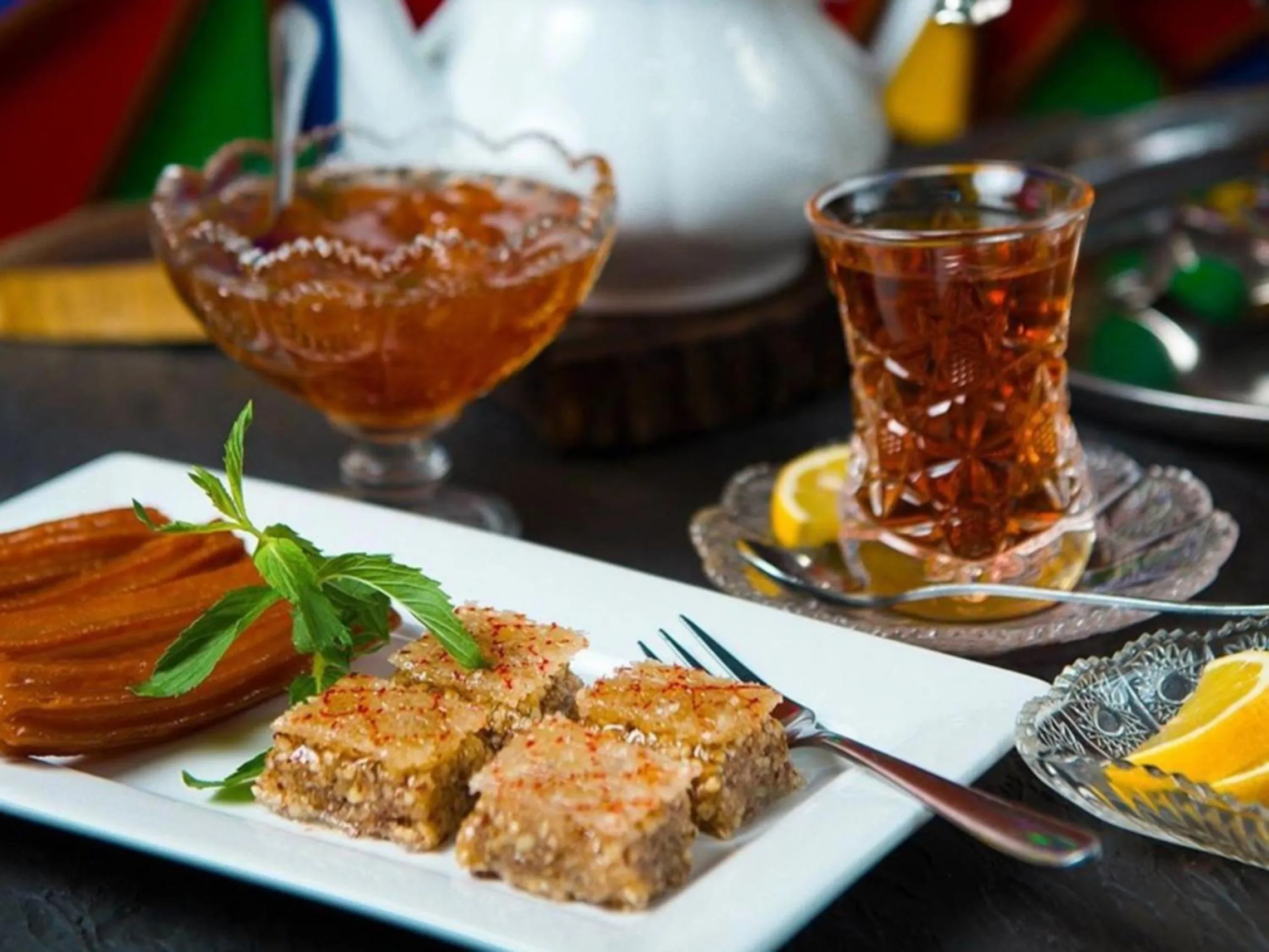 Restaurant/places to eat in Macara Sheki City Hotel