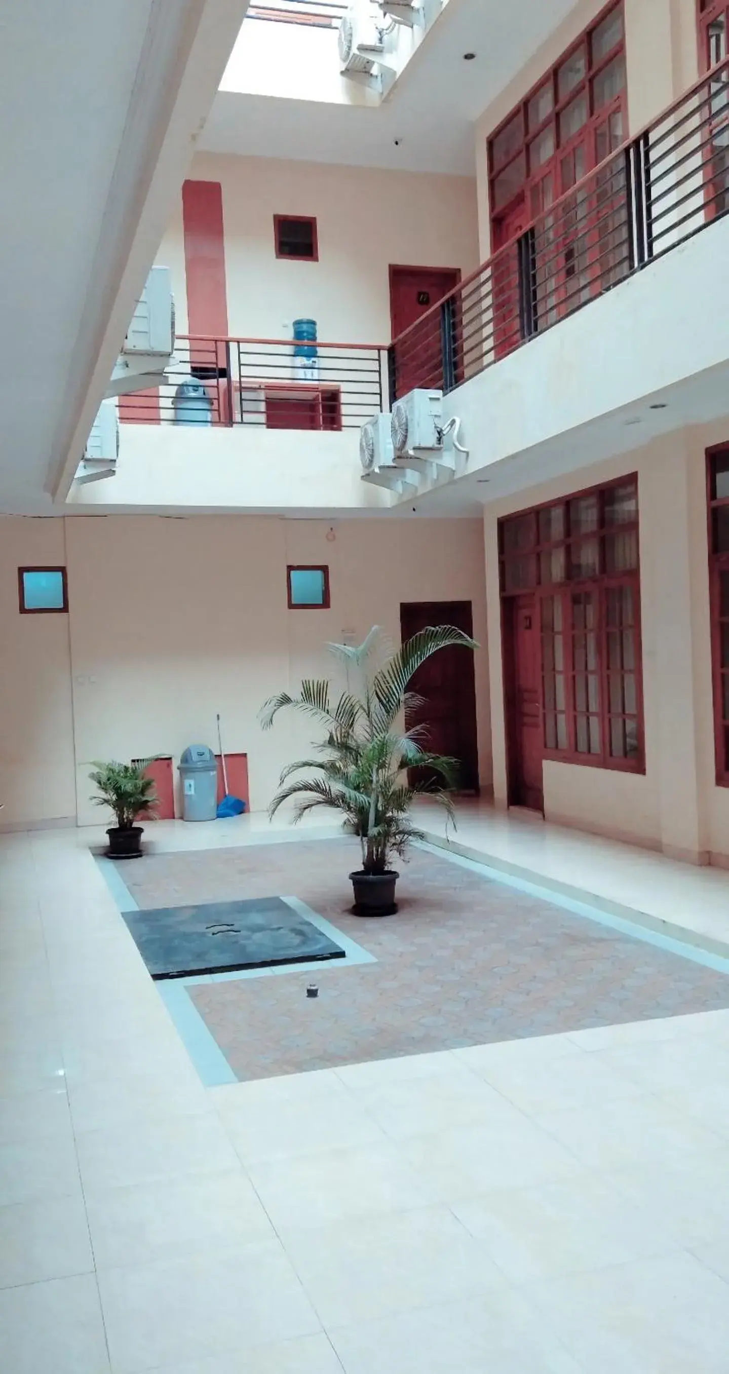 Lobby or reception in Residence Duksina 2 By SHM Lobby or reception in Residence Duksina 2 By SHM