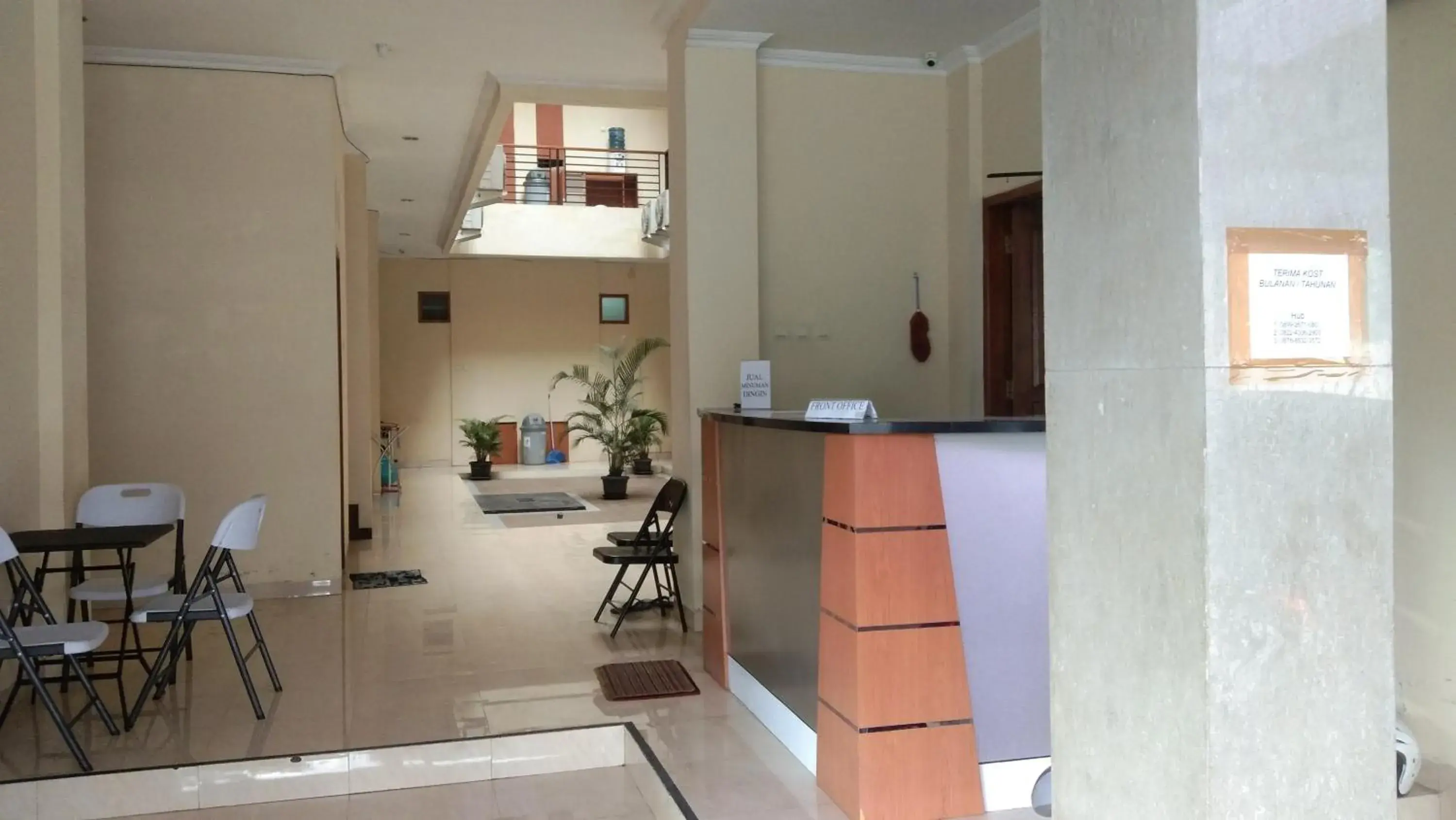 Facade/entrance in Residence Duksina 2 By SHM Facade/entrance in Residence Duksina 2 By SHM