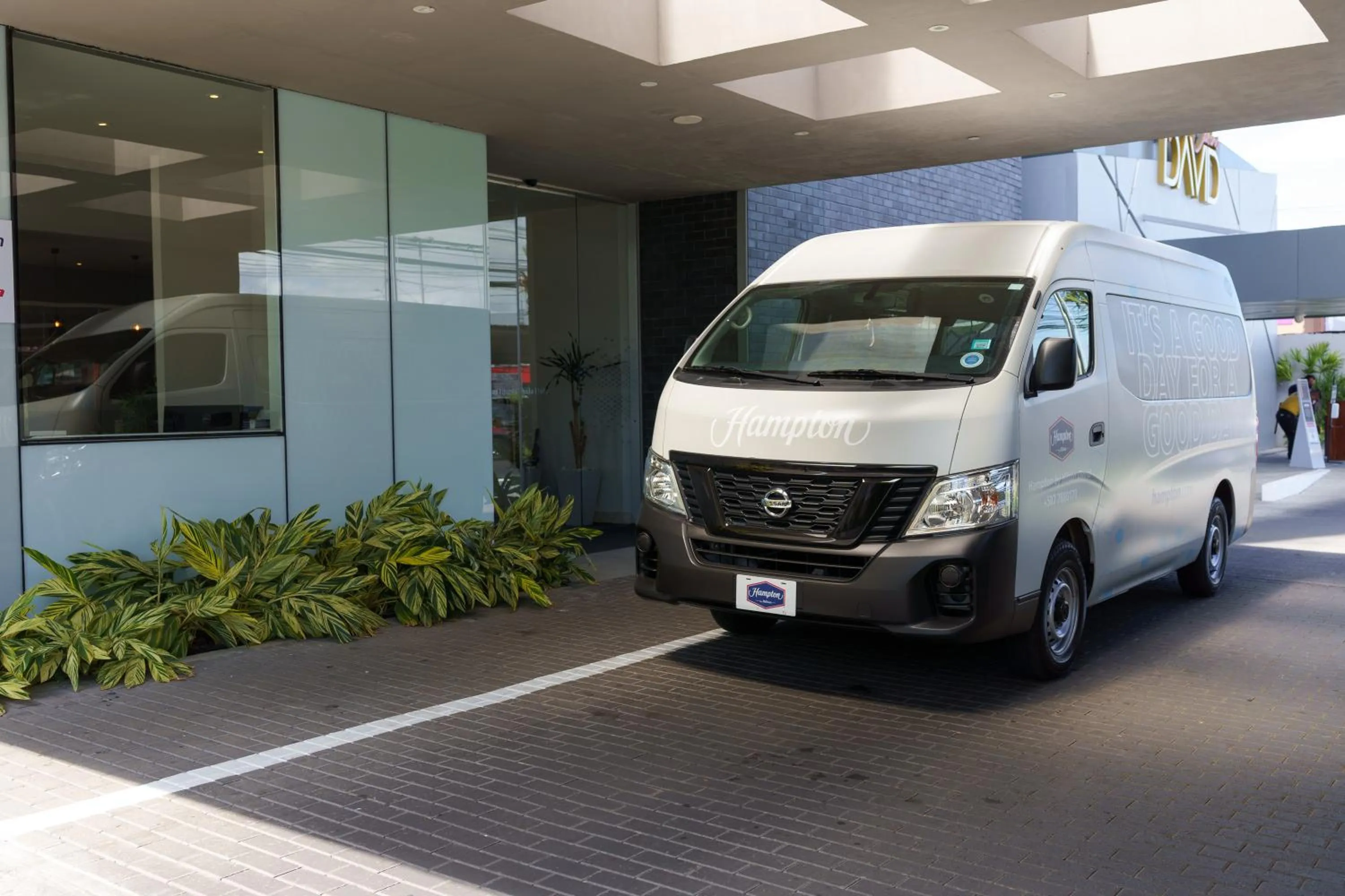 shuttle in Hampton by Hilton David, Panamá