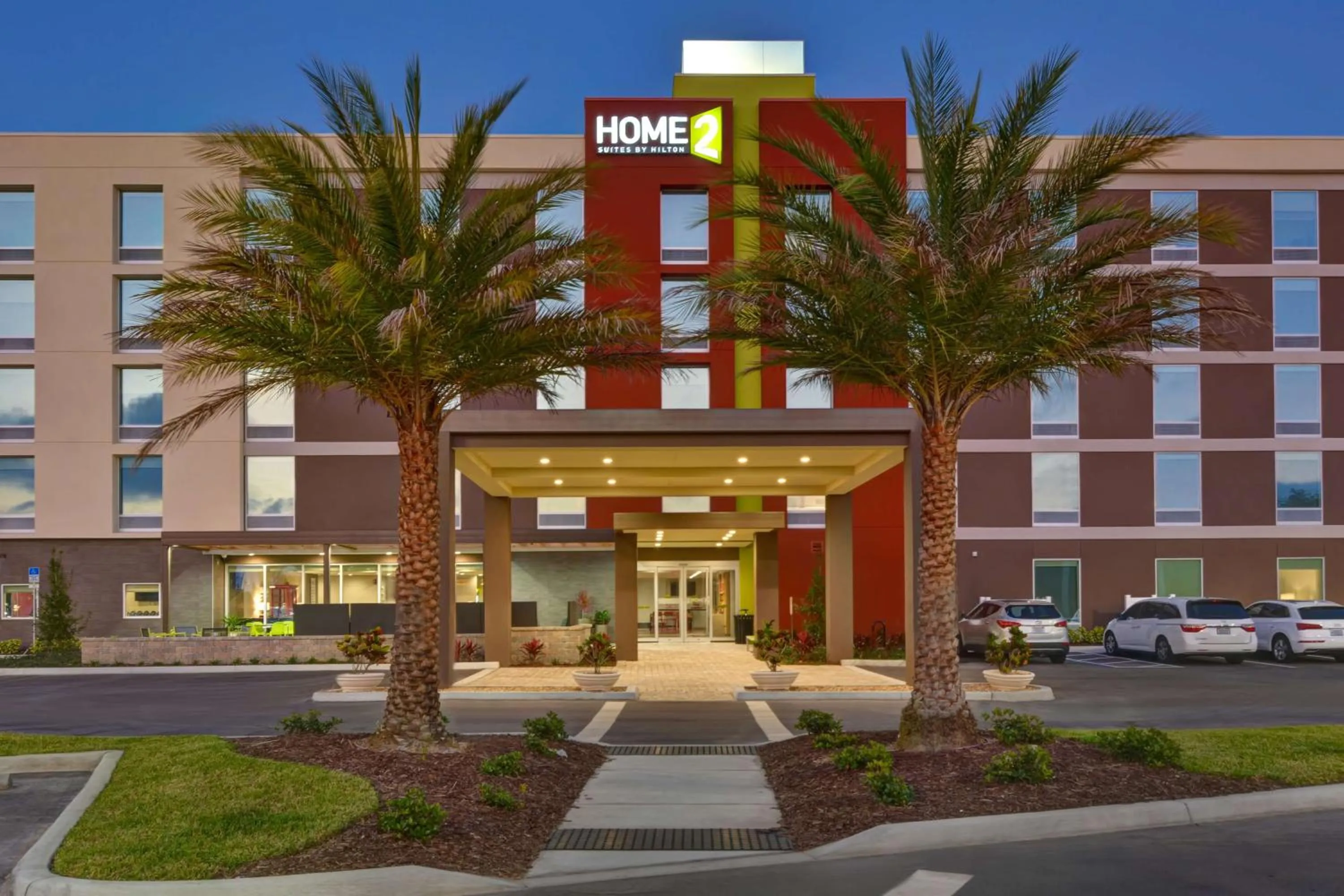 Property building in Home2 Suites by Hilton, Sarasota I-75 Bee Ridge, Fl