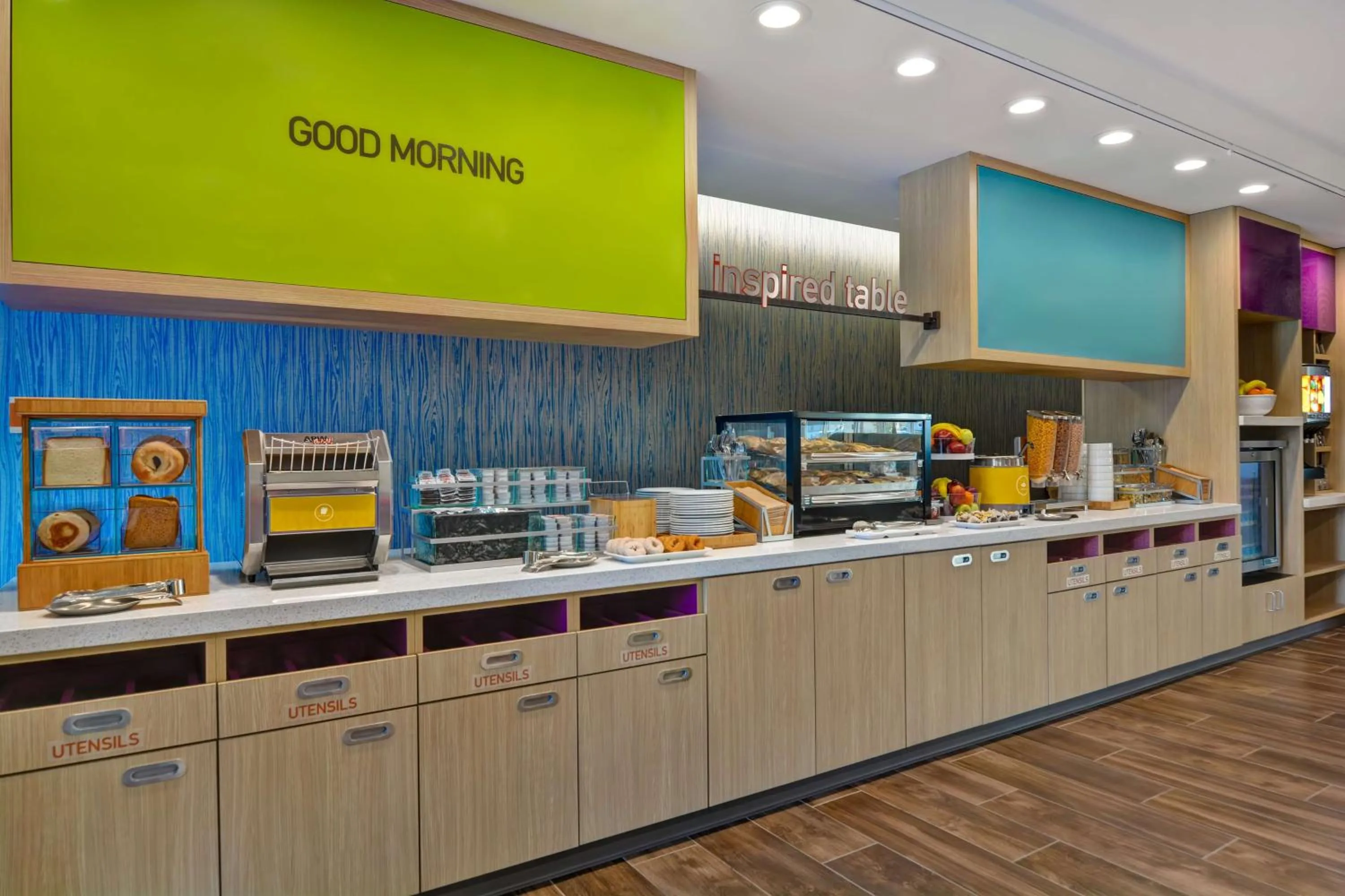 Breakfast in Home2 Suites by Hilton, Sarasota I-75 Bee Ridge, Fl