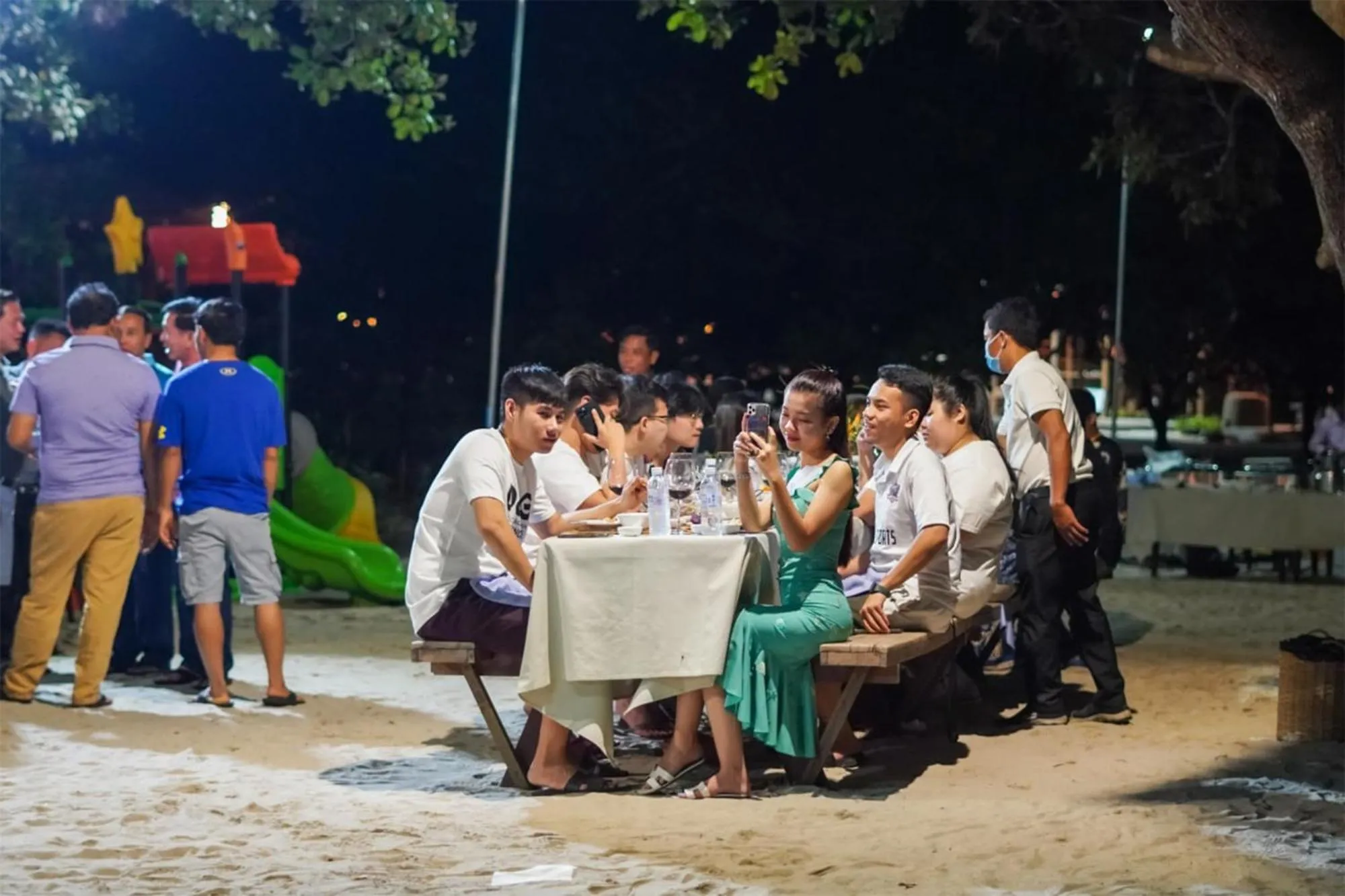 Restaurant/places to eat in Peam Snea Resort