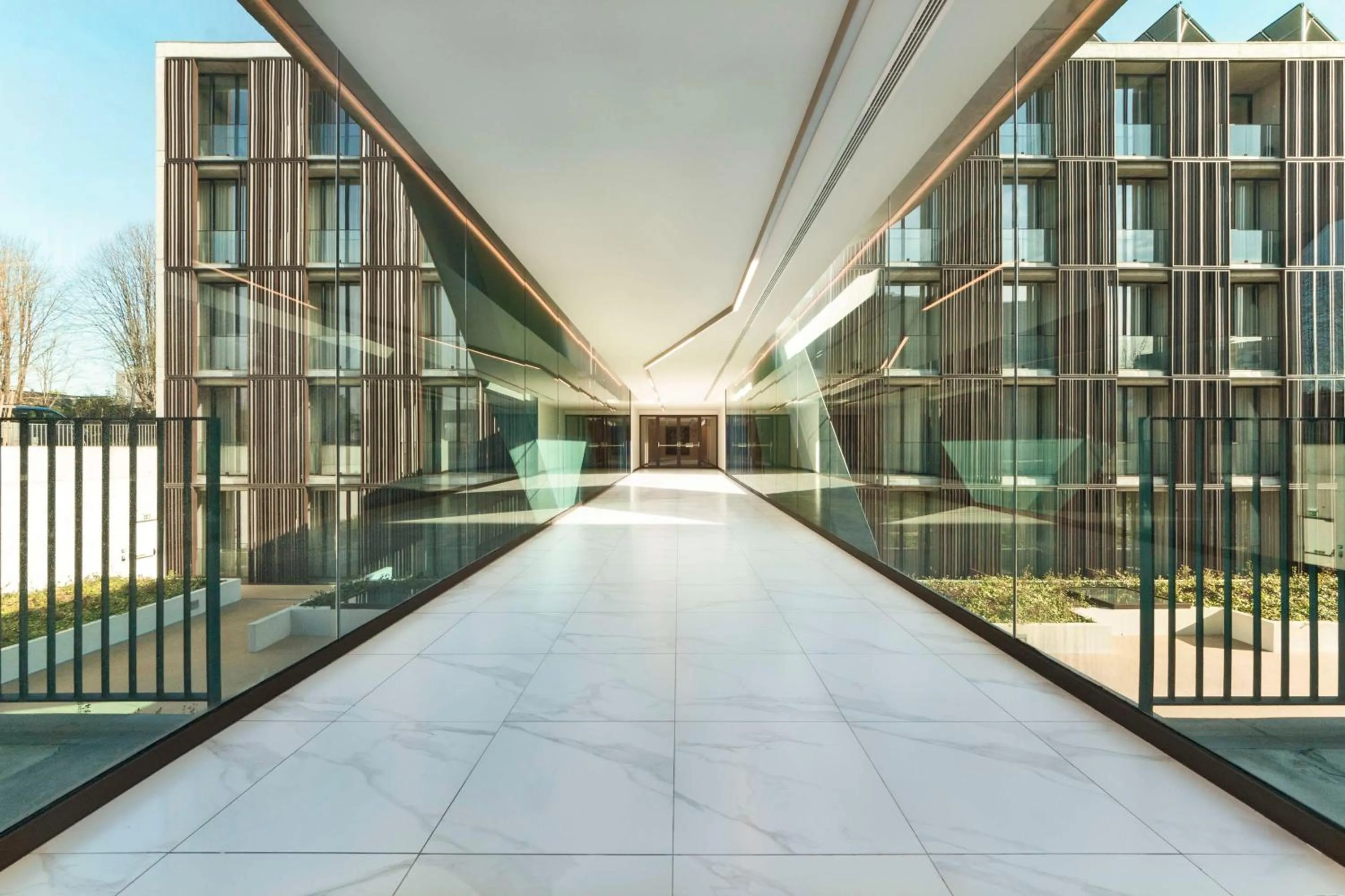 Spa and wellness centre/facilities in Boeira Garden Hotel Porto Gaia, Curio Collection by Hilton