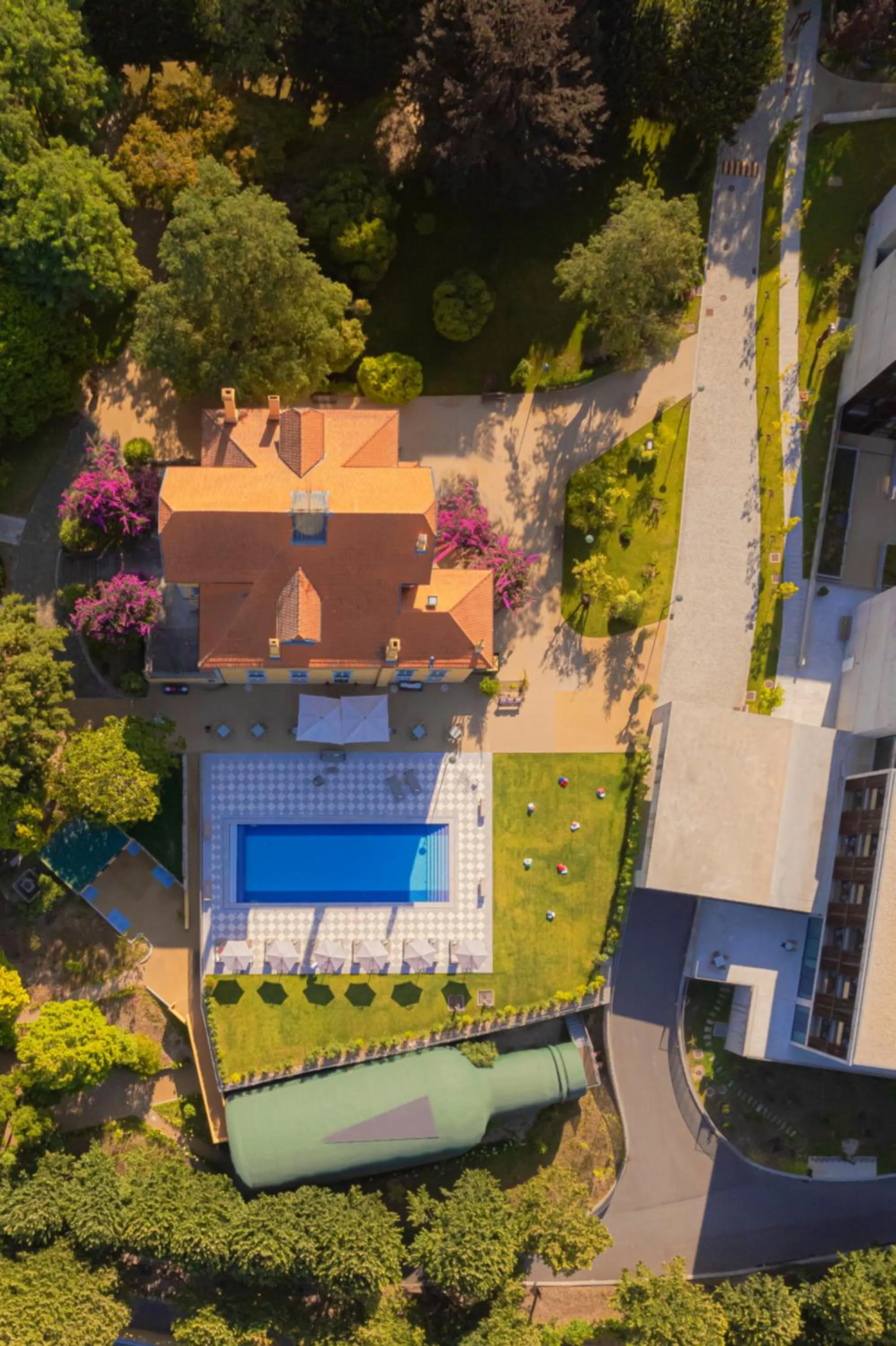 Bird's eye view in Boeira Garden Hotel Porto Gaia, Curio Collection by Hilton