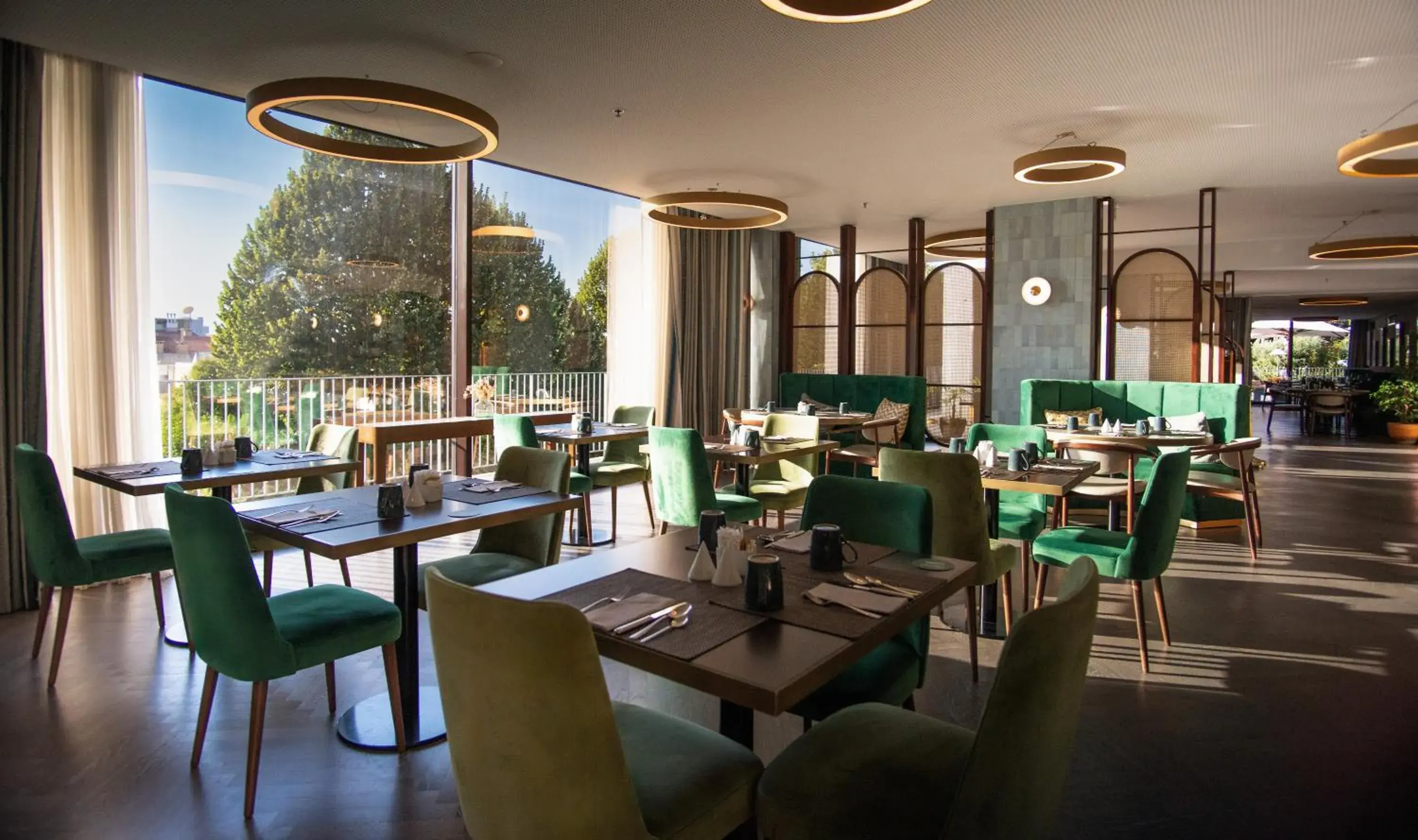 Restaurant/places to eat in Boeira Garden Hotel Porto Gaia, Curio Collection by Hilton Restaurant/places to eat in Boeira Garden Hotel Porto Gaia, Curio Collection by Hilton