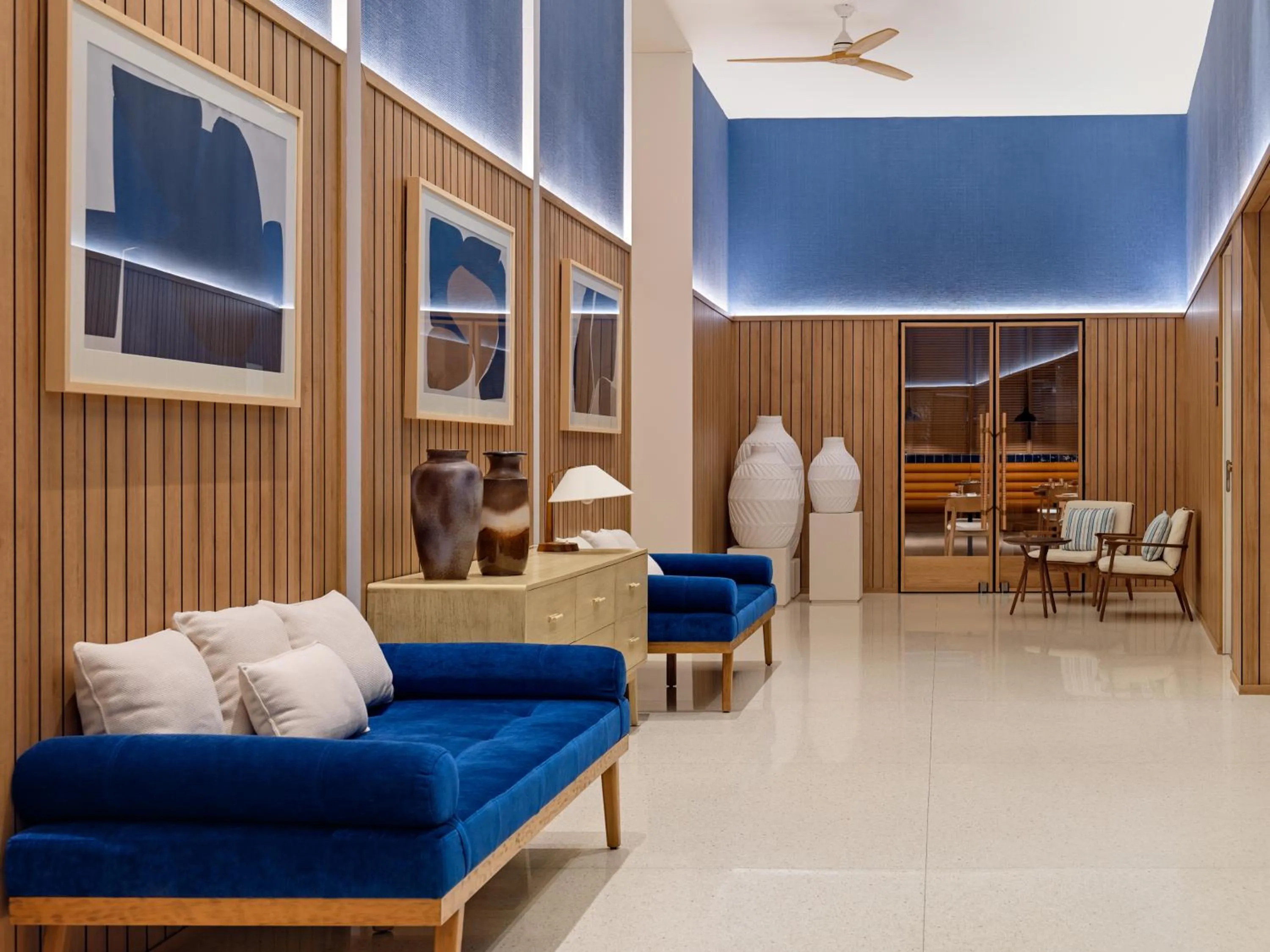 Seating area in H10 Porto Poniente 4* Sup