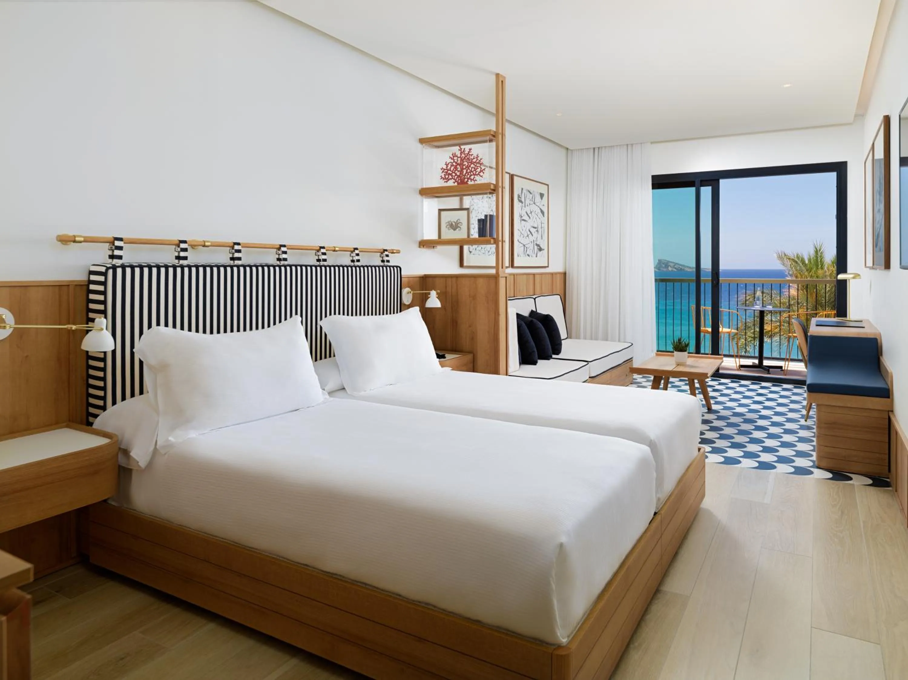 Photo of the whole room, Bed in H10 Porto Poniente 4* Sup
