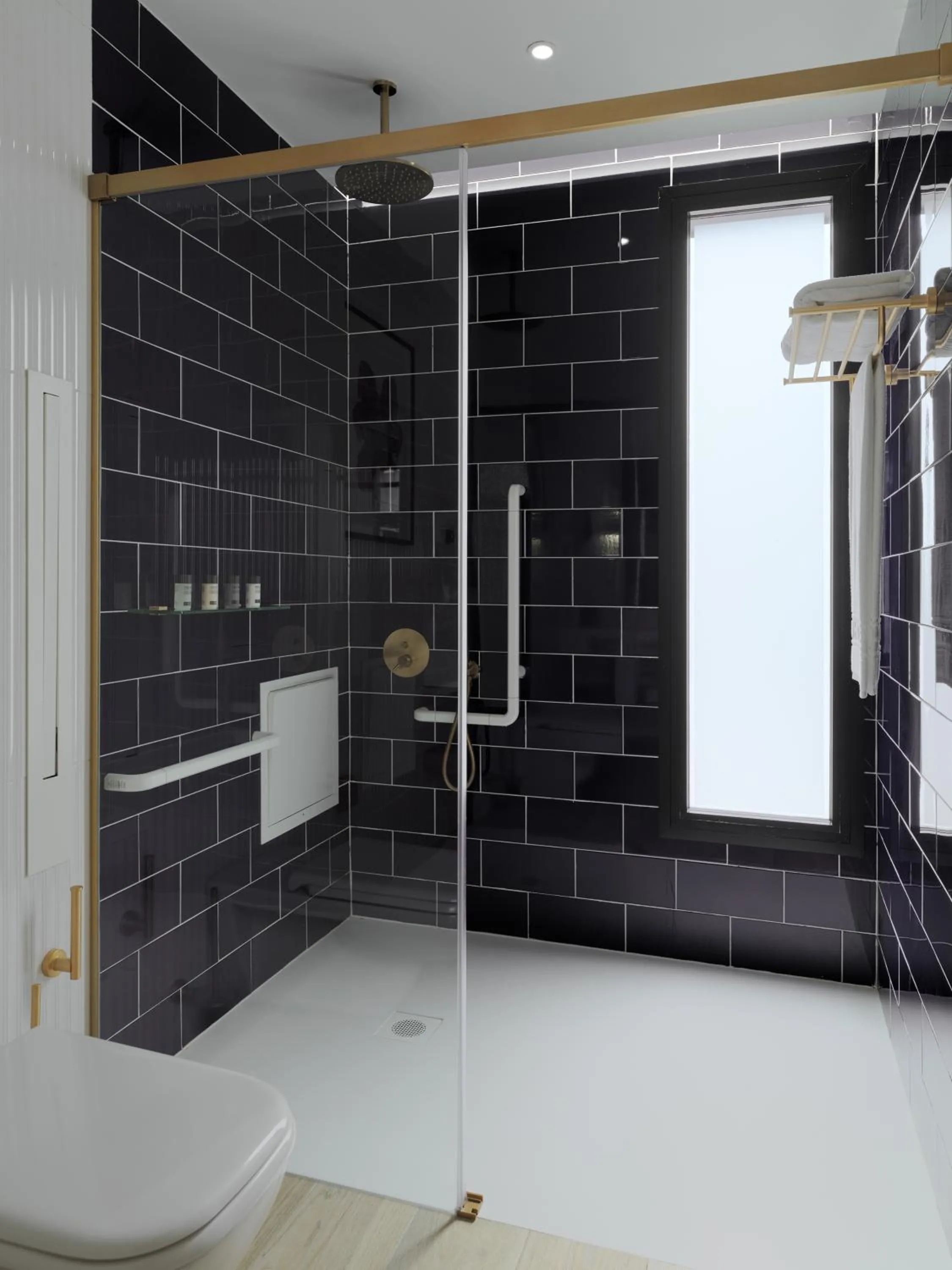 Bathroom in H10 Porto Poniente 4* Sup