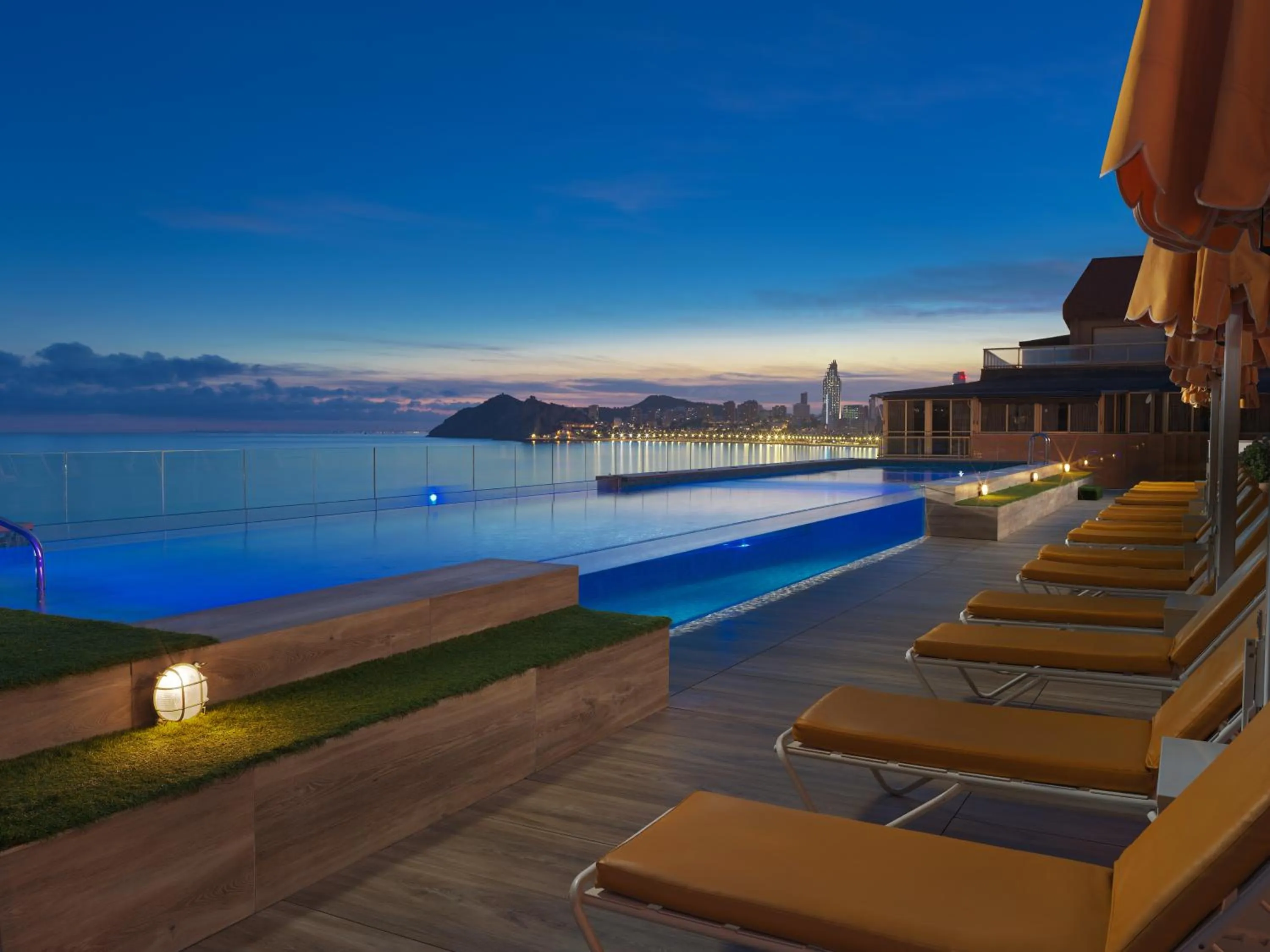 Bird's eye view in H10 Porto Poniente 4* Sup