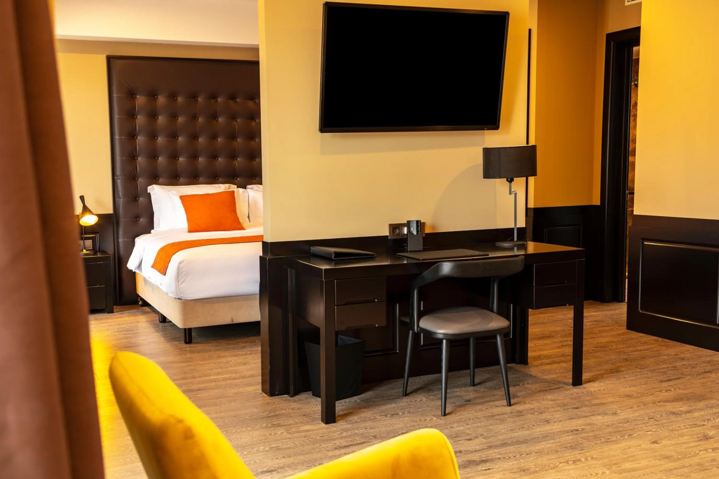 Communal lounge/ TV room in Sevsamora Resort & Spa