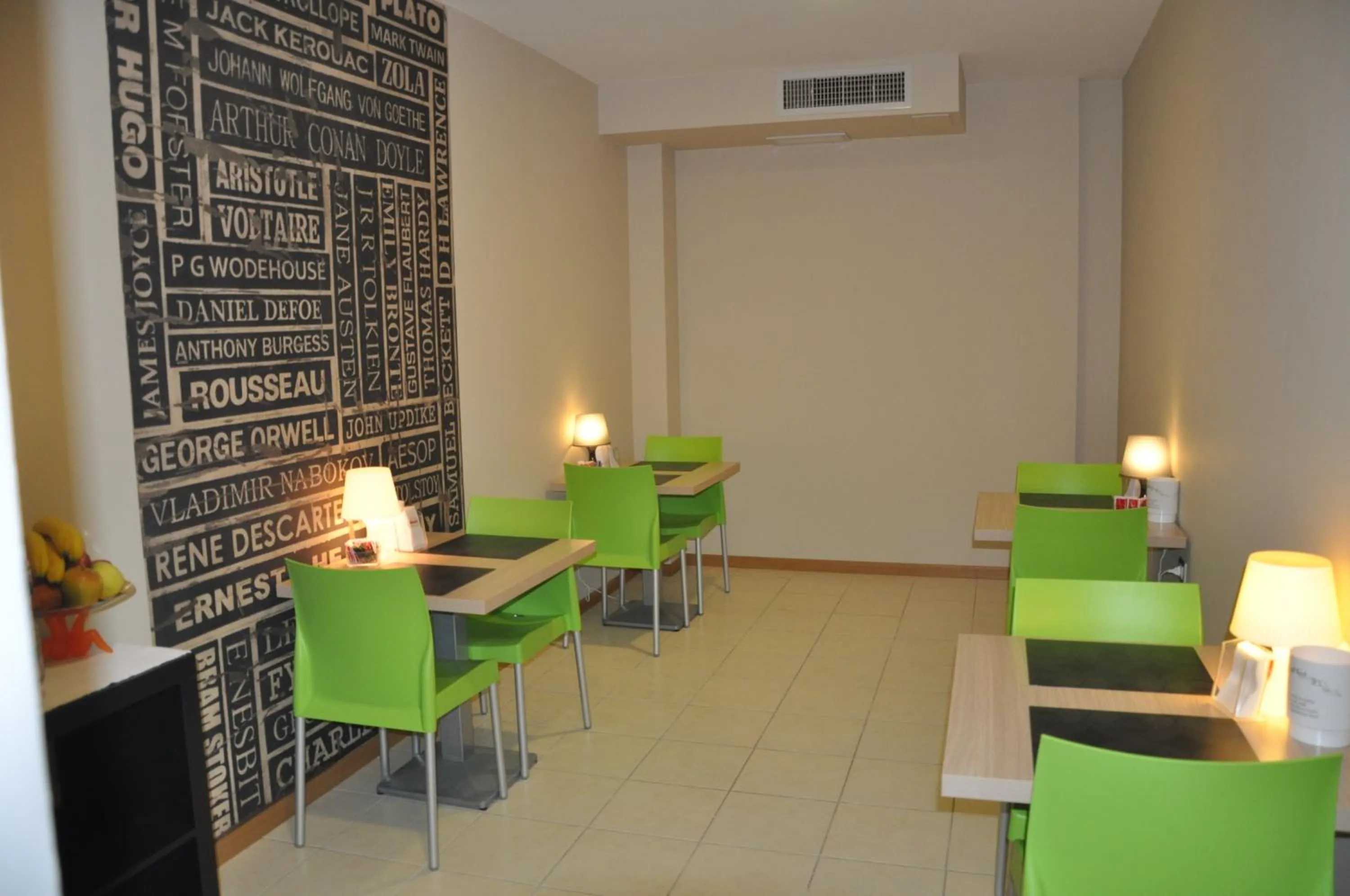 Decorative detail in Letto & Riletto