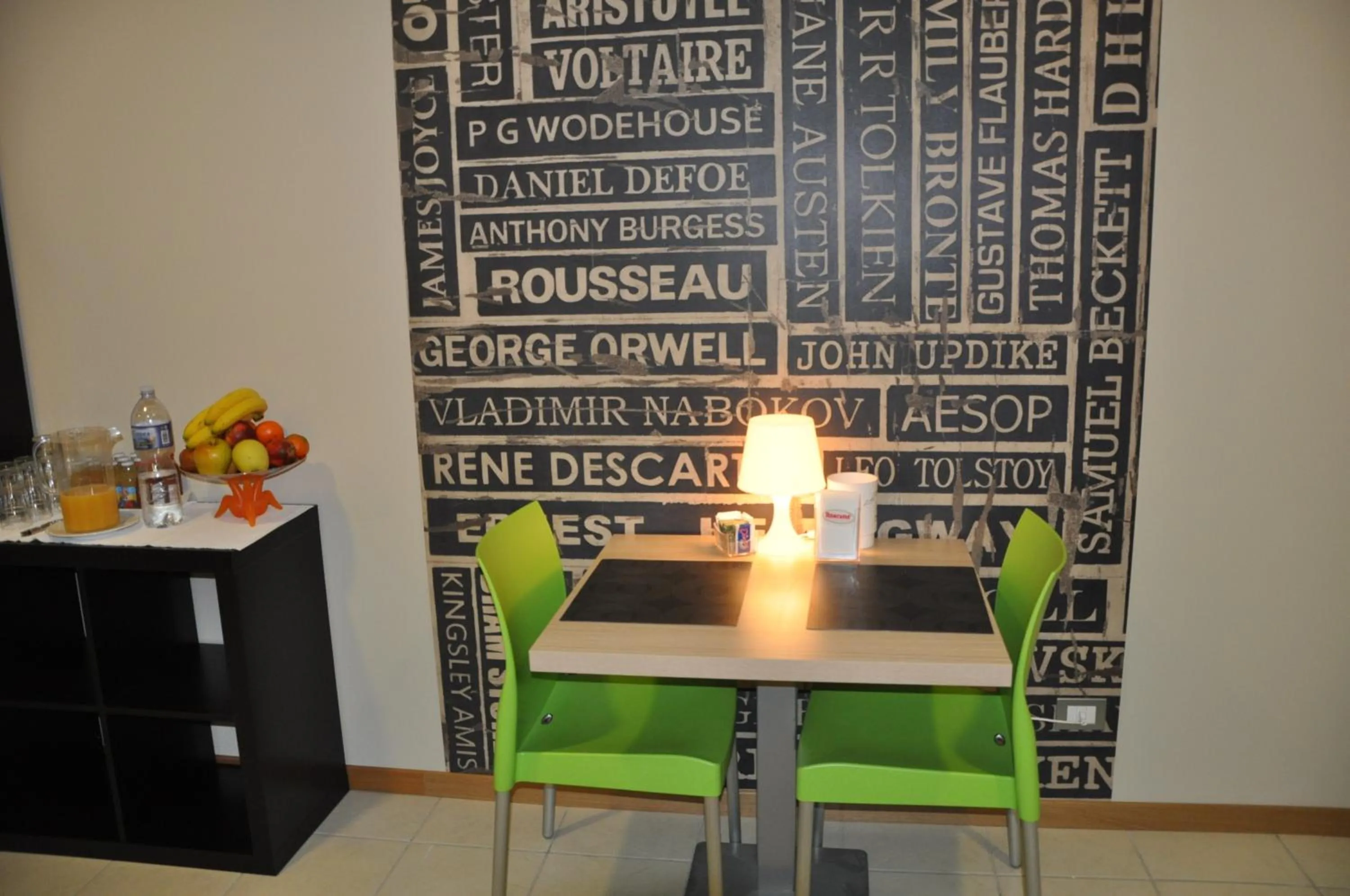 Decorative detail in Letto & Riletto