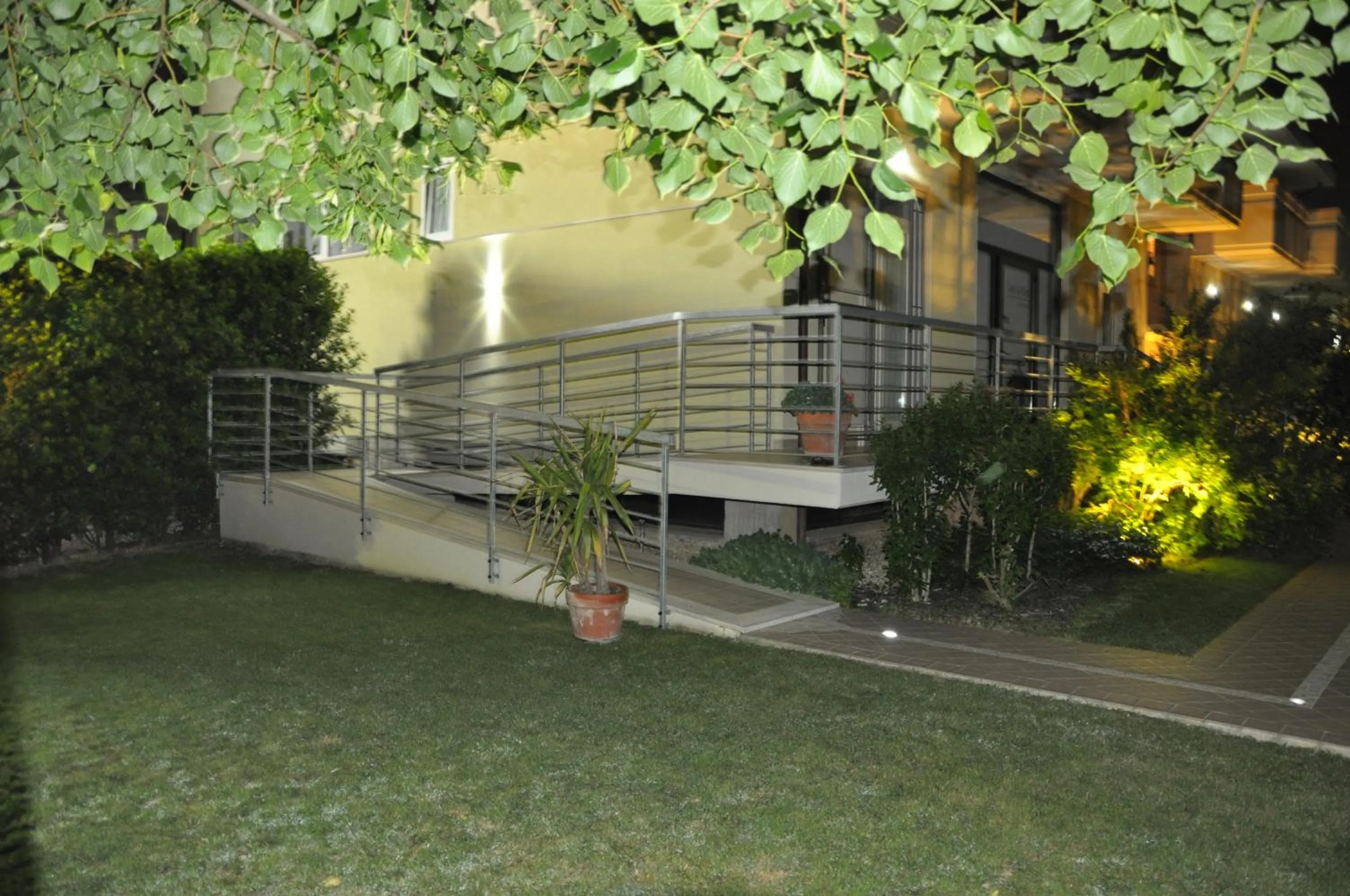 Facade/entrance in Letto & Riletto