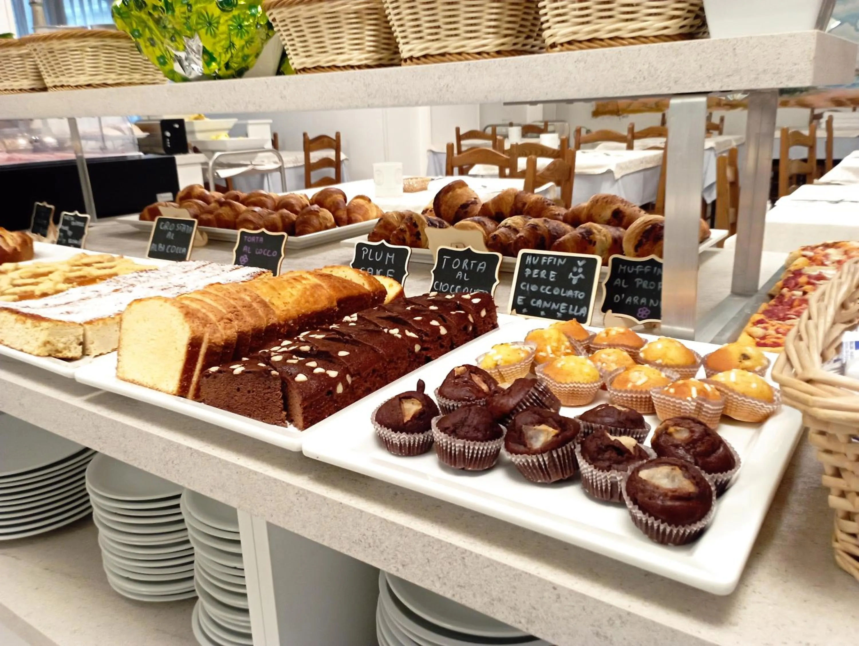 Breakfast in Hotel Arlecchino