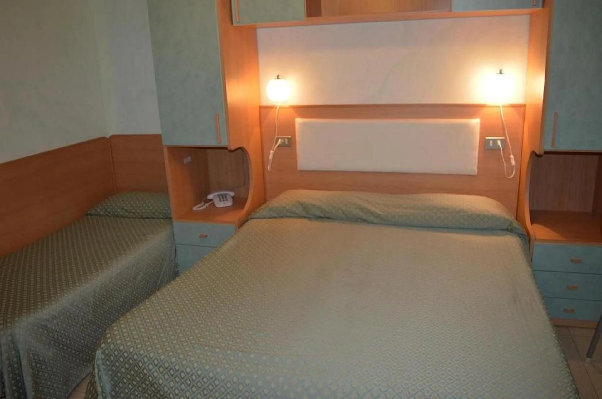 Bedroom, Bed in Hotel Arlecchino