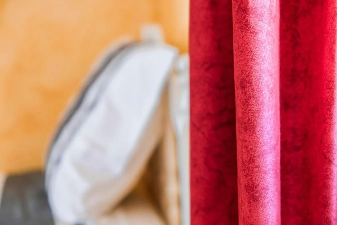 Decorative detail, Bed in Les Gués Rivières