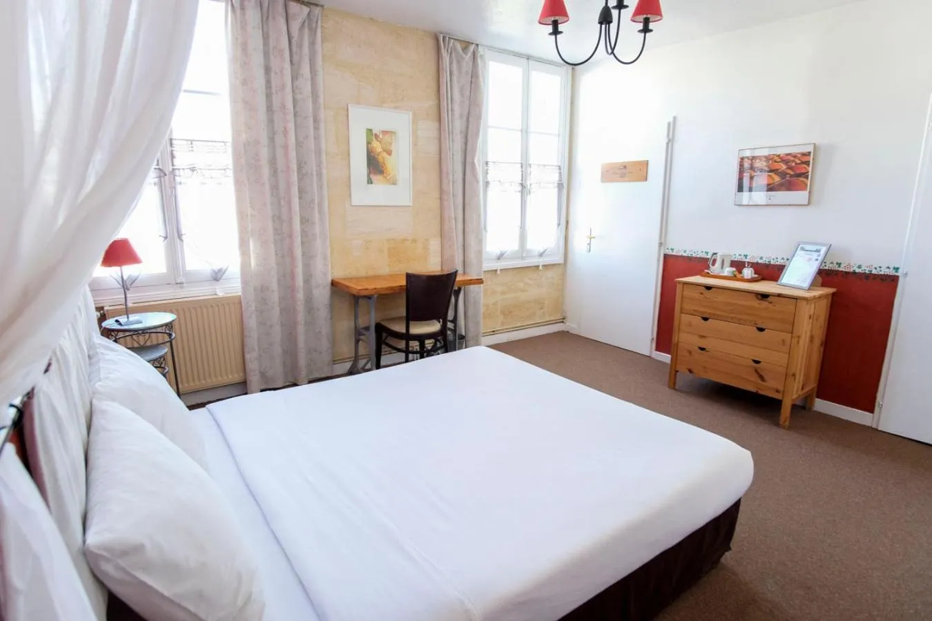 Bed in Les Gués Rivières