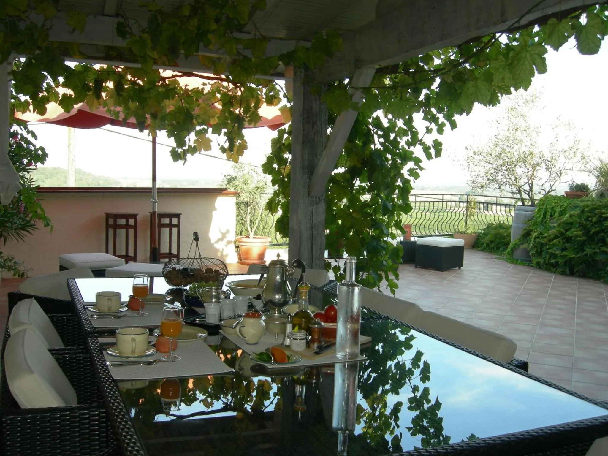 Patio in Les Gués Rivières