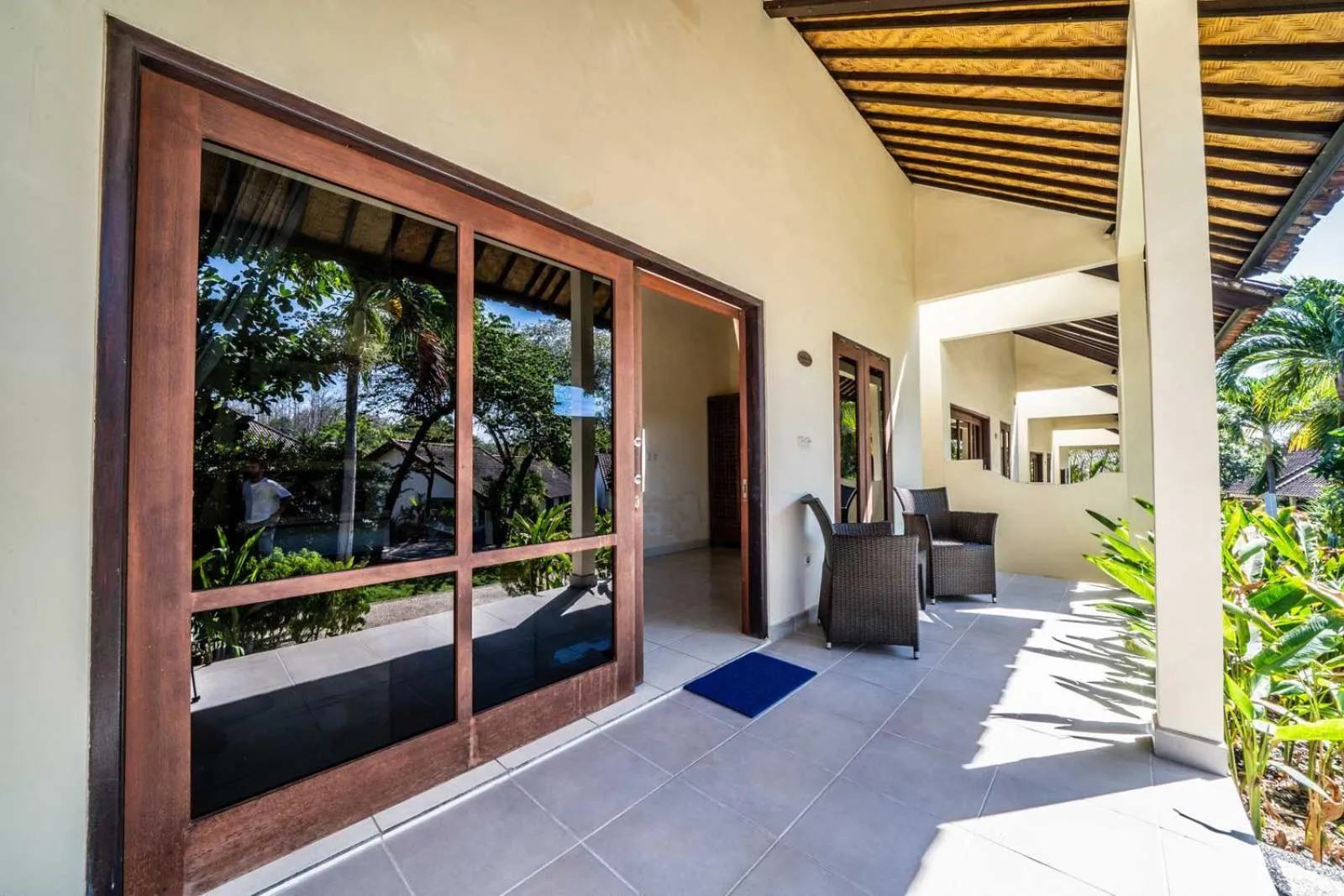 Balcony/Terrace in Ocean Sun Dive Resort