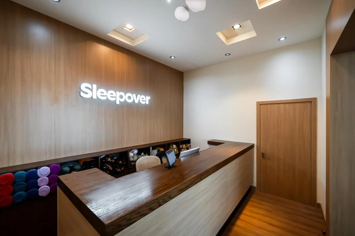 Sleepover Terminal 1, Concourse D - formerly sleep 'n fly