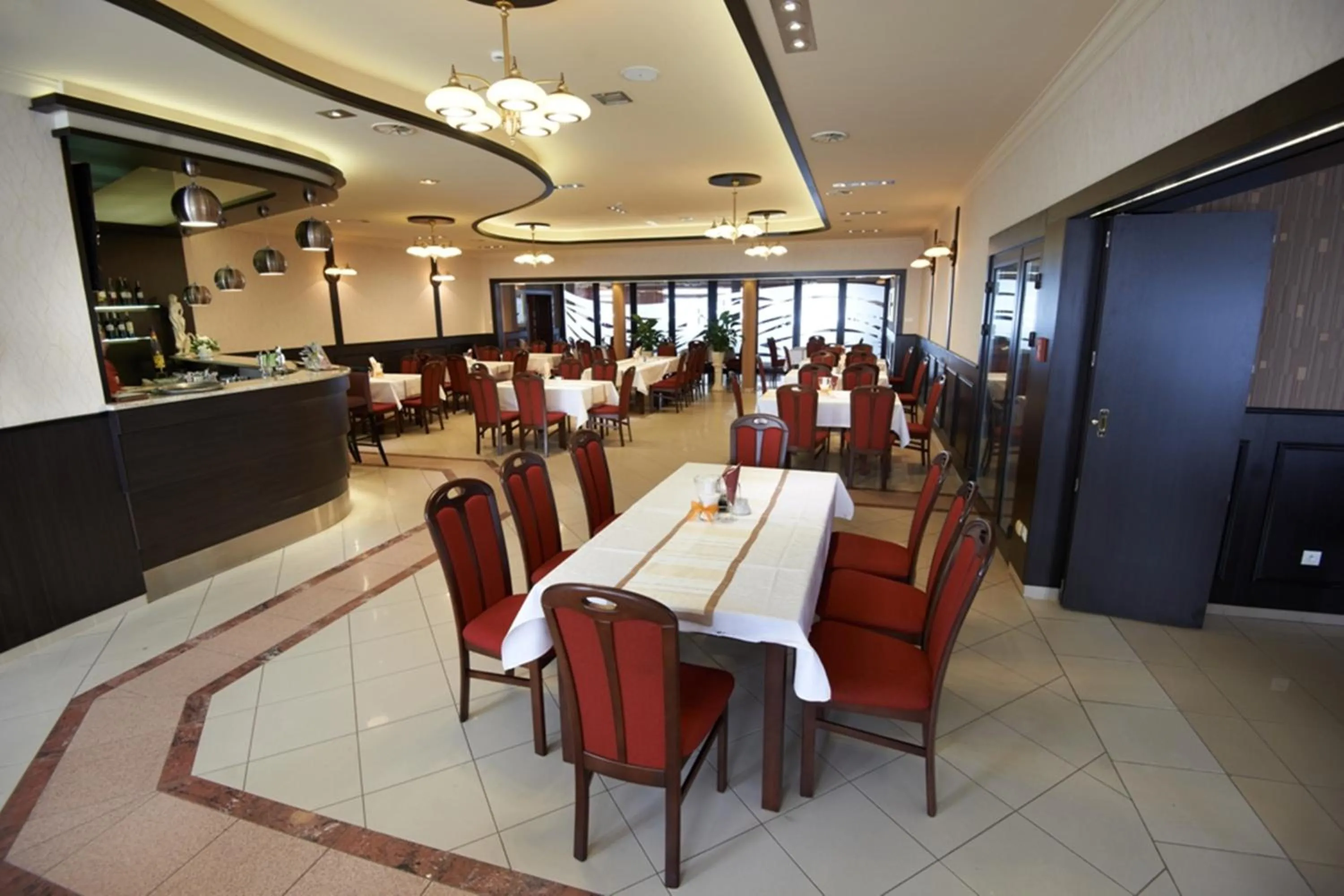 Restaurant/places to eat in Hotel Texicana