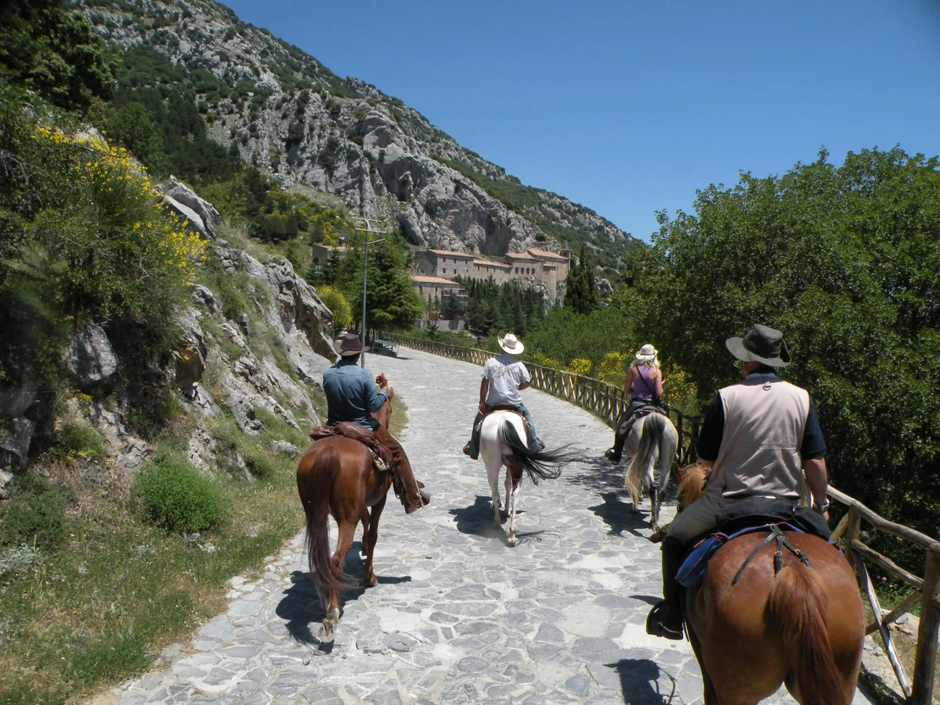 Nearby landmark in Montagne Rocciose